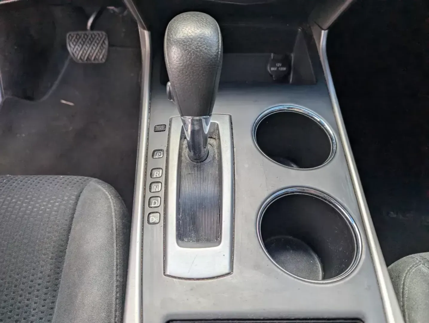 2015 /Charcoal Nissan Altima 2.5 S (1N4AL3AP0FC) with an Regular Unleaded I-4 2.5 L/152 engine, 1-Speed CVT w/OD transmission, located at 3959 U.S. 80 W, Phenix City, AL, 36870, (334) 297-4885, 32.469296, -85.135185 - 2015 Nissan Altima 2.5 S - Photo#12