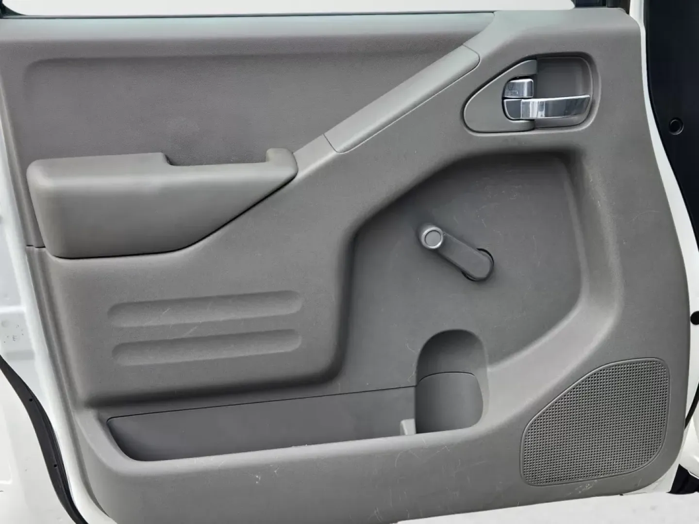 2015 /Steel Nissan Frontier S (1N6BD0CTXFN) with an Other engine, located at 521 Old Farm Lane Rd, Prattville, AL, 36066, (334) 325-1505, 32.482460, -86.416367 - **Elevate Your Adventures with the 2015 Nissan Frontier at Gils Auto - Phenix City!** <br /> <br /> Are you searching for a reliable, rugged truck that effortlessly fits into your active lifestyle? Look no further than the 2015 Nissan Frontier, available now at Gils Auto in Phenix City, AL. Ideal fo - Photo#9