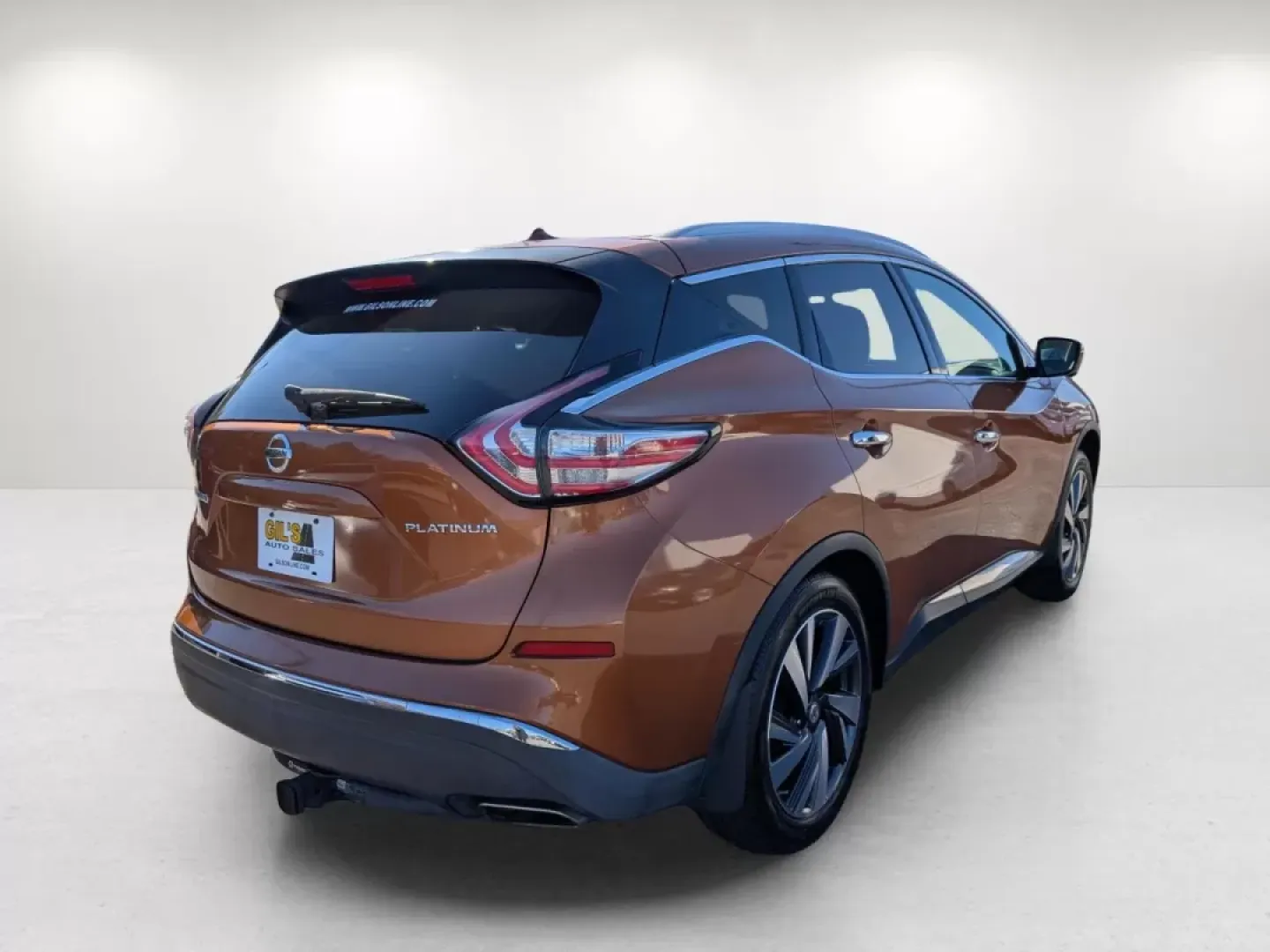 2015 /Brown Nissan Murano Platinum (5N1AZ2MG5FN) with an Other engine, located at 3959 U.S. 80 W, Phenix City, AL, 36870, (334) 297-4885, 32.469296, -85.135185 - Experience the perfect blend of style, comfort, and advanced technology with the stunning 2015 Nissan Murano Platinum, now available at Gils Auto in Phenix City, AL. Whether you're commuting during the week or embarking on weekend getaways with family and friends, this SUV is designed for those who - Photo#5