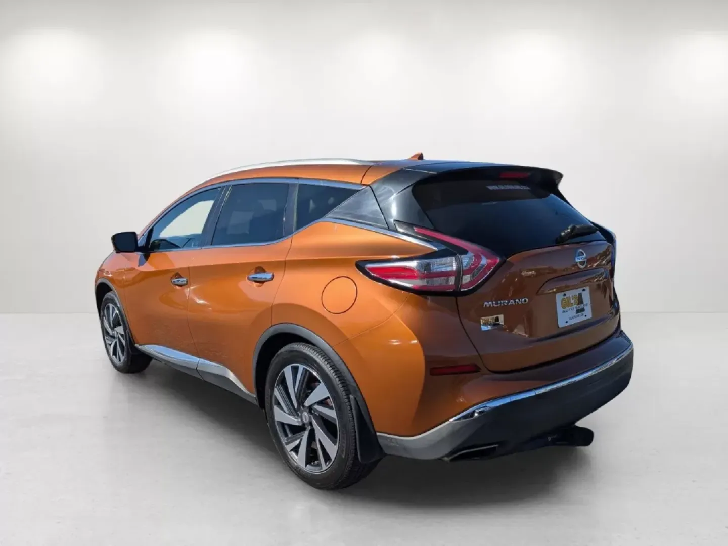 2015 /Brown Nissan Murano Platinum (5N1AZ2MG5FN) with an Other engine, located at 3959 U.S. 80 W, Phenix City, AL, 36870, (334) 297-4885, 32.469296, -85.135185 - Experience the perfect blend of style, comfort, and advanced technology with the stunning 2015 Nissan Murano Platinum, now available at Gils Auto in Phenix City, AL. Whether you're commuting during the week or embarking on weekend getaways with family and friends, this SUV is designed for those who - Photo#7