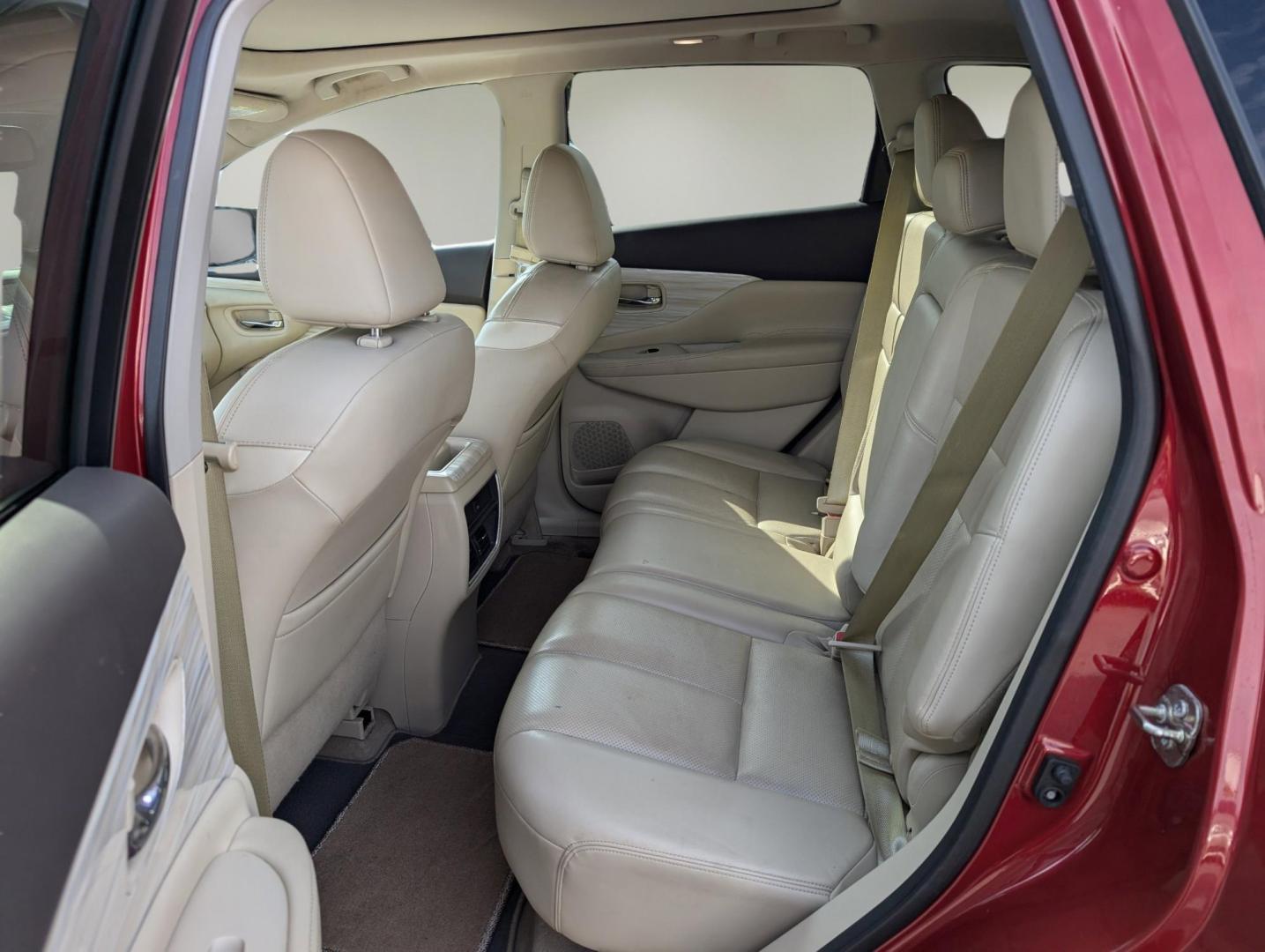 2015 /Beige Nissan Murano SL (5N1AZ2MG7FN) with an Regular Unleaded V-6 3.5 L/213 engine, 1-Speed CVT w/OD transmission, located at 3959 U.S. 80 W, Phenix City, AL, 36870, (334) 297-4885, 32.469296, -85.135185 - 2015 Nissan Murano SL - Photo#11