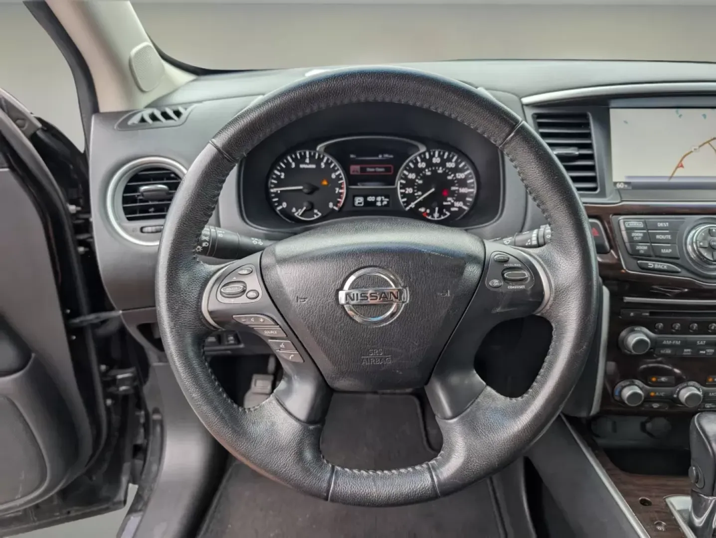 2015 /Charcoal Nissan Pathfinder SL (5N1AR2MN6FC) with an Other engine, located at 3959 U.S. 80 W, Phenix City, AL, 36870, (334) 297-4885, 32.469296, -85.135185 - Discover the perfect blend of luxury and utility with this 2015 Nissan Pathfinder SL, designed for families and adventurers alike! Whether you're navigating busy streets for your daily commute or embarking on unforgettable road trips, this versatile SUV is ready to elevate your lifestyle. With its s - Photo#15