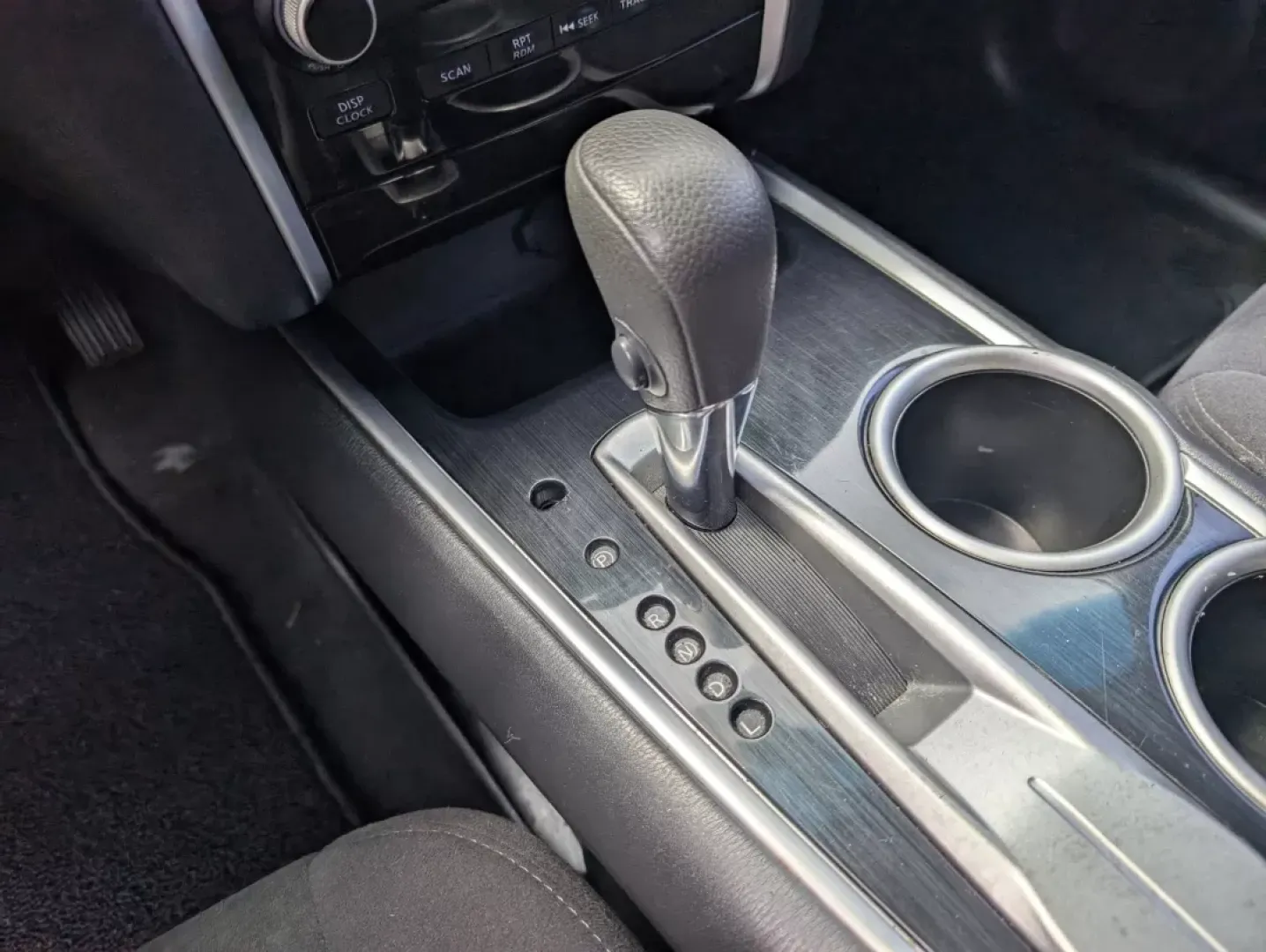 2015 /Charcoal Nissan Pathfinder S (5N1AR2MN4FC) with an Other engine, located at 521 Old Farm Lane Rd, Prattville, AL, 36066, (334) 325-1505, 32.482460, -86.416367 - **Discover Your Next Adventure with the 2015 Nissan Pathfinder at Gils Auto Phenix City** <br /> If you're searching for a reliable SUV that can comfortably accommodate the entire family while also being perfect for weekend getaways, look no further than the 2015 Nissan Pathfinder! This versatile - Photo#14
