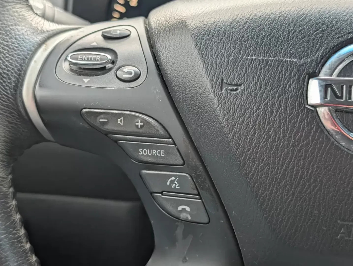 2015 /Charcoal Nissan Pathfinder SL (5N1AR2MN5FC) with an Other engine, located at 3959 U.S. 80 W, Phenix City, AL, 36870, (334) 297-4885, 32.469296, -85.135185 - **Experience Adventure with the 2015 Nissan Pathfinder SL at Gils Auto - Phenix City!**<br /> <br /> Are you ready to elevate your family trips, weekend getaways, or daily commutes? The 2015 Nissan Pathfinder SL is your ticket to an exciting lifestyle filled with adventure and comfort. Perfect for g - Photo#18