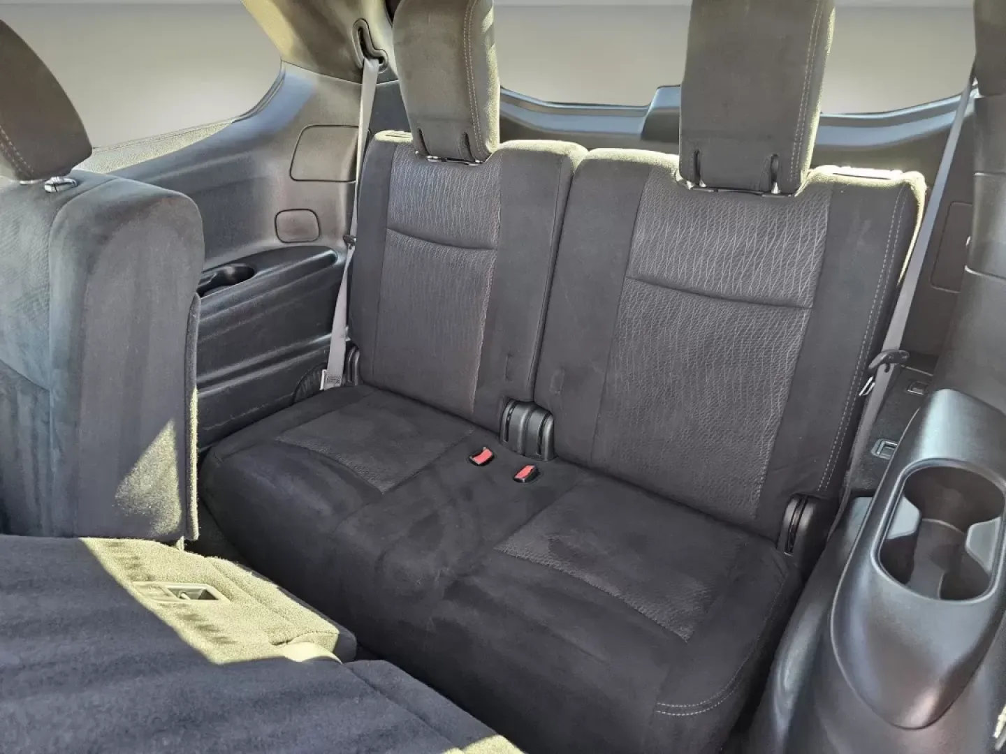 2015 /Charcoal Nissan Pathfinder S (5N1AR2MM6FC) with an Other engine, located at 804 22nd Ave, Phenix City, AL, 36870, (334) 297-1860, 32.484749, -85.024475 - **Explore the Great Outdoors with the 2015 Nissan Pathfinder S! Perfect for Weekend Adventures and Growing Families!**<br /> <br /> Are you ready to elevate your family outings and weekend getaways? Introducing the 2015 Nissan Pathfinder S, a versatile and spacious SUV designed for both adventure an - Photo#14