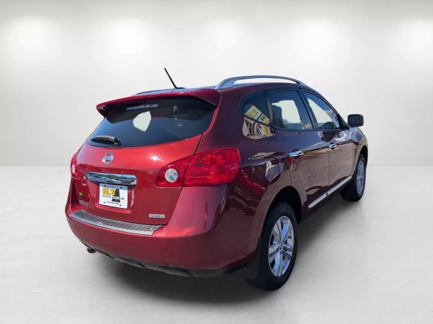 2015 /Gray Nissan Rogue S (JN8AS5MT4FW) with an Other engine, located at 1430 Gateway Drive, Opelika, AL, 36801, (334) 239-0944, 32.637871, -85.409790 - **Embrace Adventure with the 2015 Nissan Rogue Select Perfect for Your Next Family Getaway!**<br /> <br /> If you're seeking a vehicle that effortlessly blends comfort, style, and functionality, look no further than this 2015 Nissan Rogue Select S. This SUV is tailored for growing families, making - Photo#15