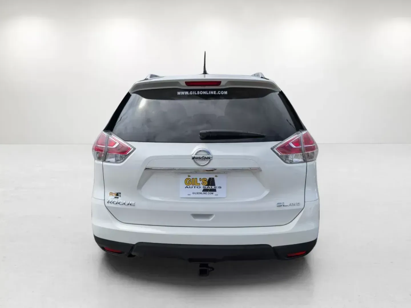 2015 /Almond Nissan Rogue SL (5N1AT2MV2FC) with an Other engine, located at 1430 Gateway Drive, Opelika, AL, 36801, (334) 239-0944, 32.637871, -85.409790 - Looking for a versatile vehicle that can seamlessly transition from daily commutes to weekend adventures? Look no further than this stunning 2015 Nissan Rogue SL, now available at Gils Auto in Opelika, AL! This SUV is perfect for growing families, budget-conscious buyers, or anyone who craves a reli - Photo#5