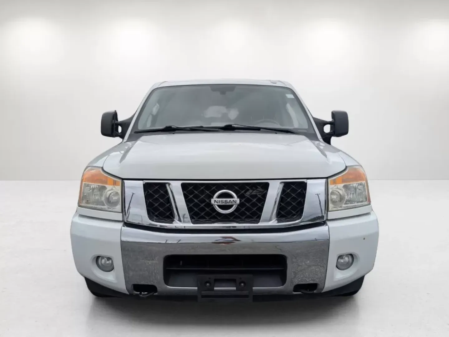 2015 /Almond Nissan Titan SV (1N6BA0EDXFN) with an Other engine, located at 1430 Gateway Drive, Opelika, AL, 36801, (334) 239-0944, 32.637871, -85.409790 - 2015 Nissan Titan SV - Photo#1
