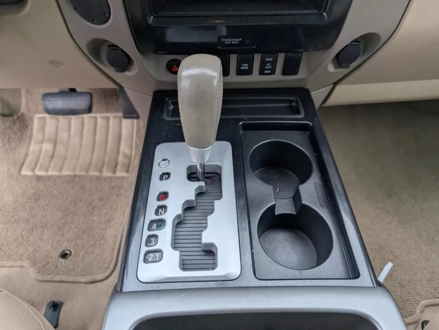 2015 /Almond Nissan Titan SV (1N6BA0EDXFN) with an Other engine, located at 1430 Gateway Drive, Opelika, AL, 36801, (334) 239-0944, 32.637871, -85.409790 - 2015 Nissan Titan SV - Photo#12