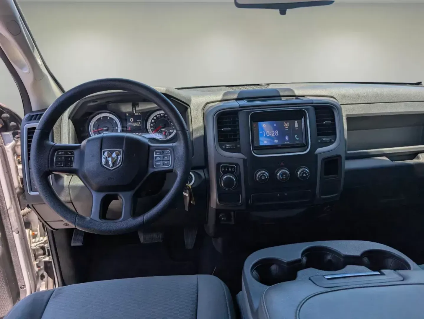 2015 /Diesel Gray/Black Ram 1500 Express (1C6RR6FT2FS) with an Regular Unleaded V-8 5.7 L/345 engine, 8-Speed Automatic w/OD transmission, located at 3959 U.S. 80 W, Phenix City, AL, 36870, (334) 297-4885, 32.469296, -85.135185 - 2015 Ram 1500 Express - Photo#12