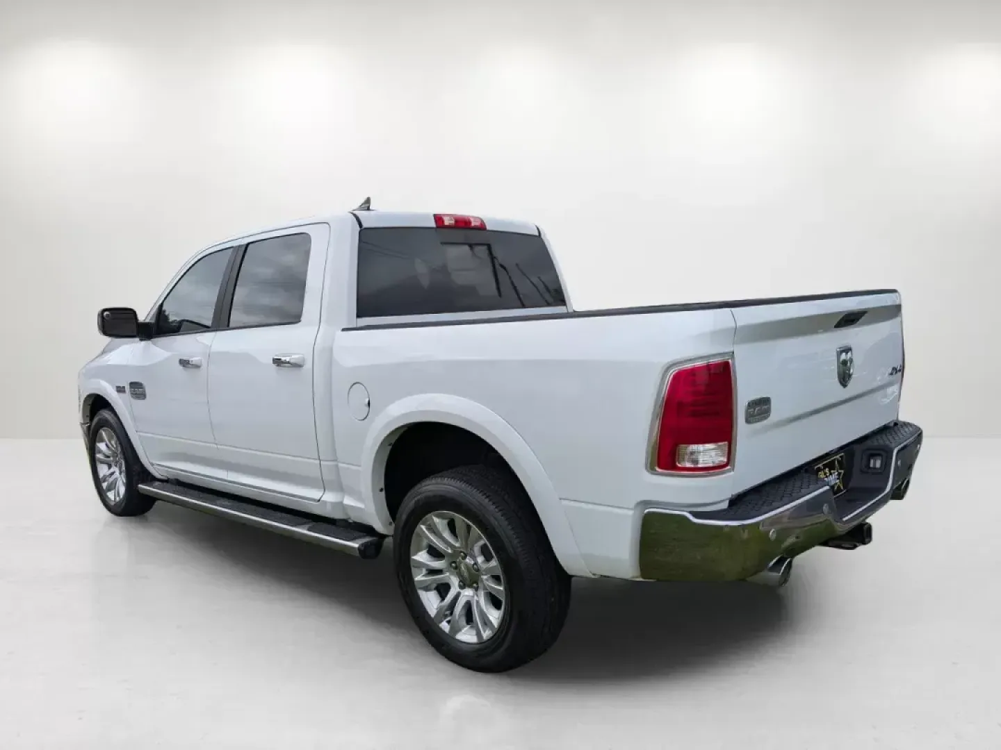 2015 /Lt Frost Beige/Brown Ram 1500 Laramie Longhorn (1C6RR7PT3FS) with an Regular Unleaded V-8 5.7 L/345 engine, 8-Speed Automatic w/OD transmission, located at 804 22nd Ave, Phenix City, AL, 36870, (334) 297-1860, 32.484749, -85.024475 - **Your Adventure Awaits with the 2015 Ram 1500 Laramie Longhorn at Gils Auto - Phenix City #2!**<br /> <br /> Are you ready to elevate your driving experience? Whether you need a reliable truck for daily commutes, a capable vehicle for weekend adventures, or a robust option for your growing family, - Photo#6