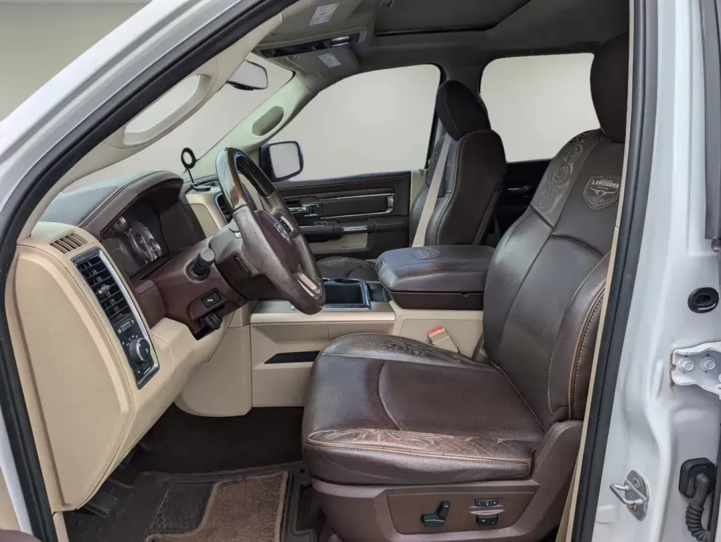 2015 /Lt Frost Beige/Brown Ram 1500 Laramie Longhorn (1C6RR7PT3FS) with an Regular Unleaded V-8 5.7 L/345 engine, 8-Speed Automatic w/OD transmission, located at 804 22nd Ave, Phenix City, AL, 36870, (334) 297-1860, 32.484749, -85.024475 - **Your Adventure Awaits with the 2015 Ram 1500 Laramie Longhorn at Gils Auto - Phenix City #2!**<br /> <br /> Are you ready to elevate your driving experience? Whether you need a reliable truck for daily commutes, a capable vehicle for weekend adventures, or a robust option for your growing family, - Photo#9
