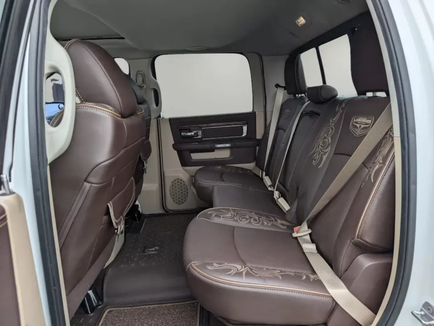 2015 /Lt Frost Beige/Brown Ram 1500 Laramie Longhorn (1C6RR7PT3FS) with an Regular Unleaded V-8 5.7 L/345 engine, 8-Speed Automatic w/OD transmission, located at 804 22nd Ave, Phenix City, AL, 36870, (334) 297-1860, 32.484749, -85.024475 - **Your Adventure Awaits with the 2015 Ram 1500 Laramie Longhorn at Gils Auto - Phenix City #2!**<br /> <br /> Are you ready to elevate your driving experience? Whether you need a reliable truck for daily commutes, a capable vehicle for weekend adventures, or a robust option for your growing family, - Photo#11