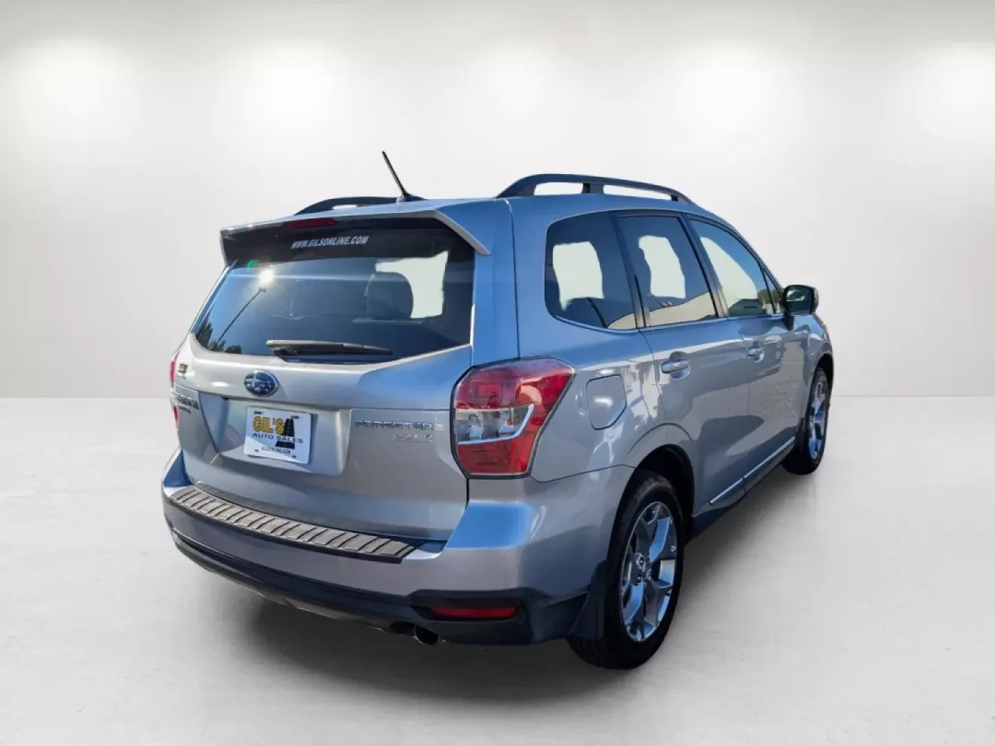 2015 /Gray Subaru Forester 2.5i Touring (JF2SJAWC7FH) with an Other engine, located at 804 22nd Ave, Phenix City, AL, 36870, (334) 297-1860, 32.484749, -85.024475 - **Explore the Outdoors with Confidence in This 2015 Subaru Forester!**<br /> <br /> Are you ready to embark on your next adventure? Whether you're a growing family seeking the perfect vehicle for weekend getaways or a commuter looking for a reliable ride for your daily drives, this 2015 Subaru Fores - Photo#5