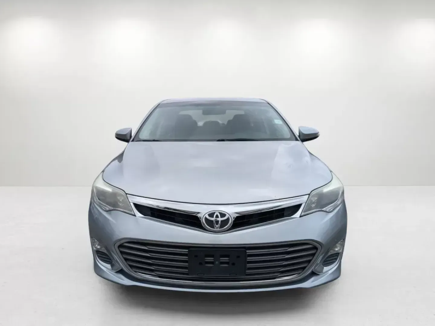 2015 Toyota Avalon XLE Premium (4T1BK1EB6FU) with an Regular Unleaded V-6 3.5 L/211 engine, 6-Speed Automatic w/OD transmission, located at 804 22nd Ave, Phenix City, AL, 36870, (334) 297-1860, 32.484749, -85.024475 - 2015 Toyota Avalon XLE Premium - Photo#2
