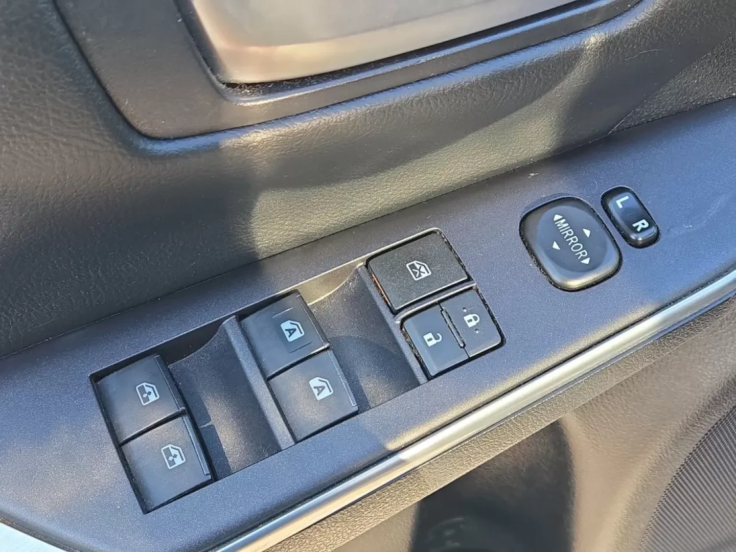 2015 Toyota Camry SE (4T1BF1FK1FU) with an Other engine, located at 1430 Gateway Drive, Opelika, AL, 36801, (334) 239-0944, 32.637871, -85.409790 - Are you searching for a reliable vehicle that combines comfort, style, and affordability? Look no further than this 2015 Toyota Camry, now available at Gils Auto in Phenix City, AL. Whether you're commuting to work, shuttling the kids around, or embarking on weekend adventures, this sedan is the per - Photo#10