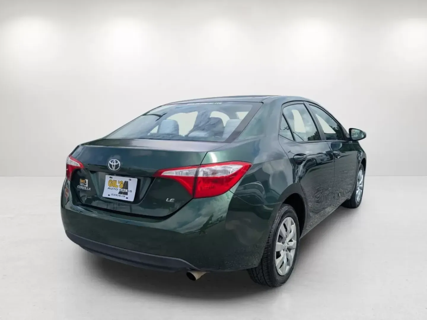2015 Toyota Corolla LE (2T1BURHE8FC) with an Other engine, located at 7000 Northlake Connector, Columbus, GA, 31904, (706) 987-8085, 32.524975, -84.978134 - **Explore Life with a 2015 Toyota Corolla LE at Gils Auto Your Gateway to Affordable Automotive Solutions in Phenix City, AL!**<br /> <br /> Are you ready to elevate your daily commute or embark on weekend adventures without breaking the bank? Look no further than the 2015 Toyota Corolla LE, an ide - Photo#4