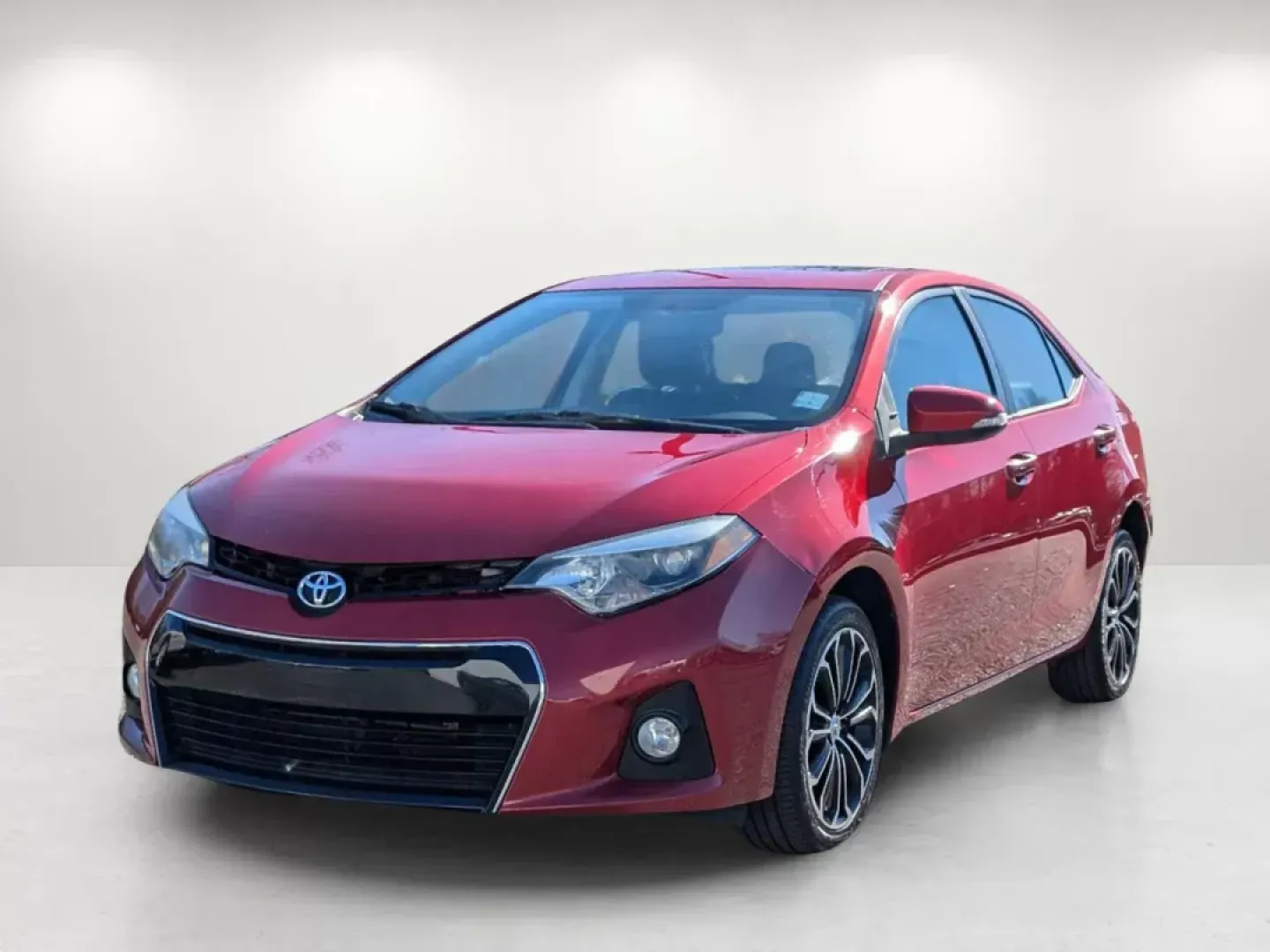 2015 Toyota Corolla S (2T1BURHE7FC) with an Regular Unleaded I-4 1.8 L/110 engine, 1-Speed CVT w/OD transmission, located at 7000 Northlake Connector, Columbus, GA, 31904, (706) 987-8085, 32.524975, -84.978134 - 2015 Toyota Corolla S - Photo#0
