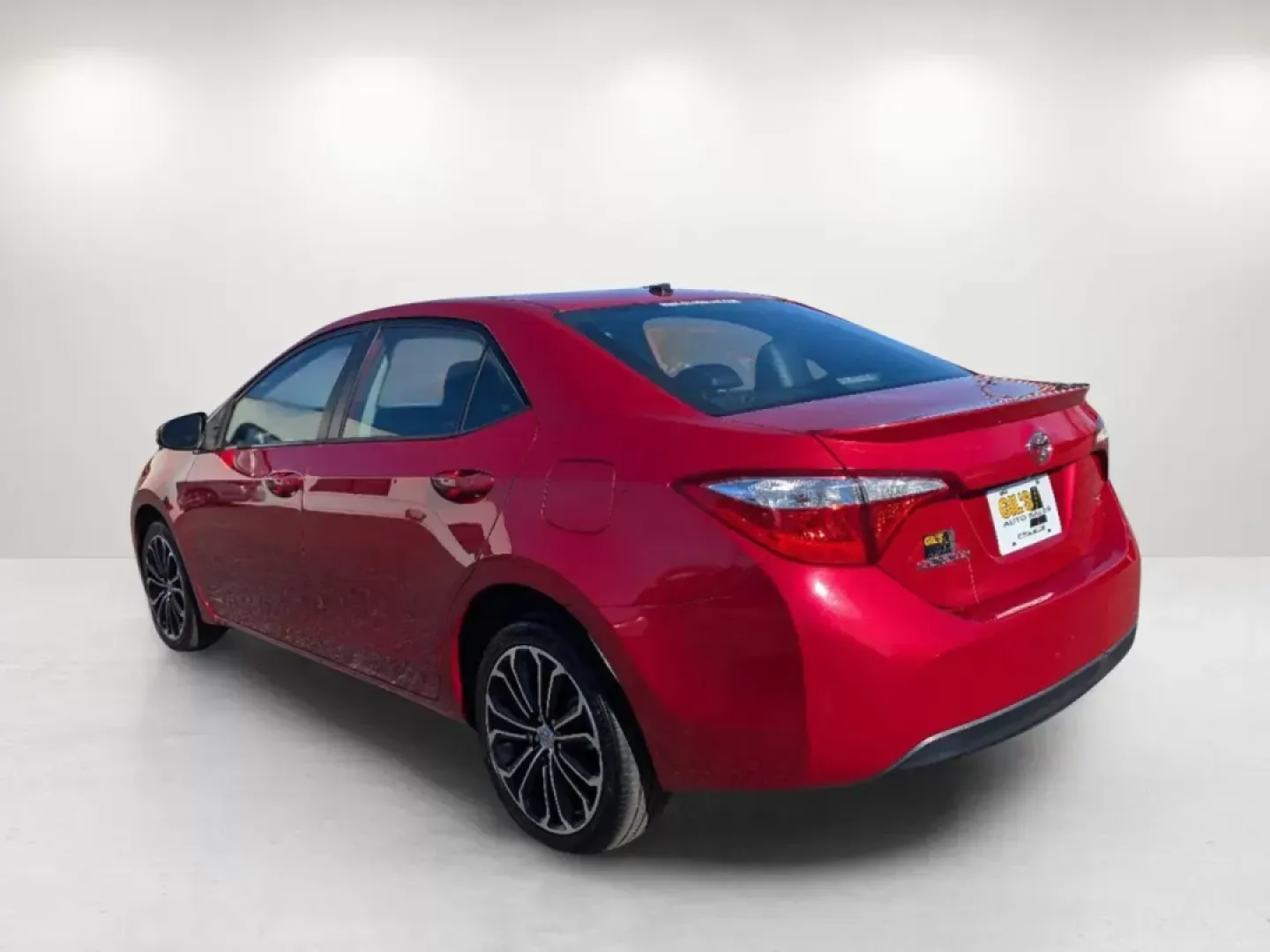 2015 Toyota Corolla S (2T1BURHE7FC) with an Regular Unleaded I-4 1.8 L/110 engine, 1-Speed CVT w/OD transmission, located at 7000 Northlake Connector, Columbus, GA, 31904, (706) 987-8085, 32.524975, -84.978134 - 2015 Toyota Corolla S - Photo#6