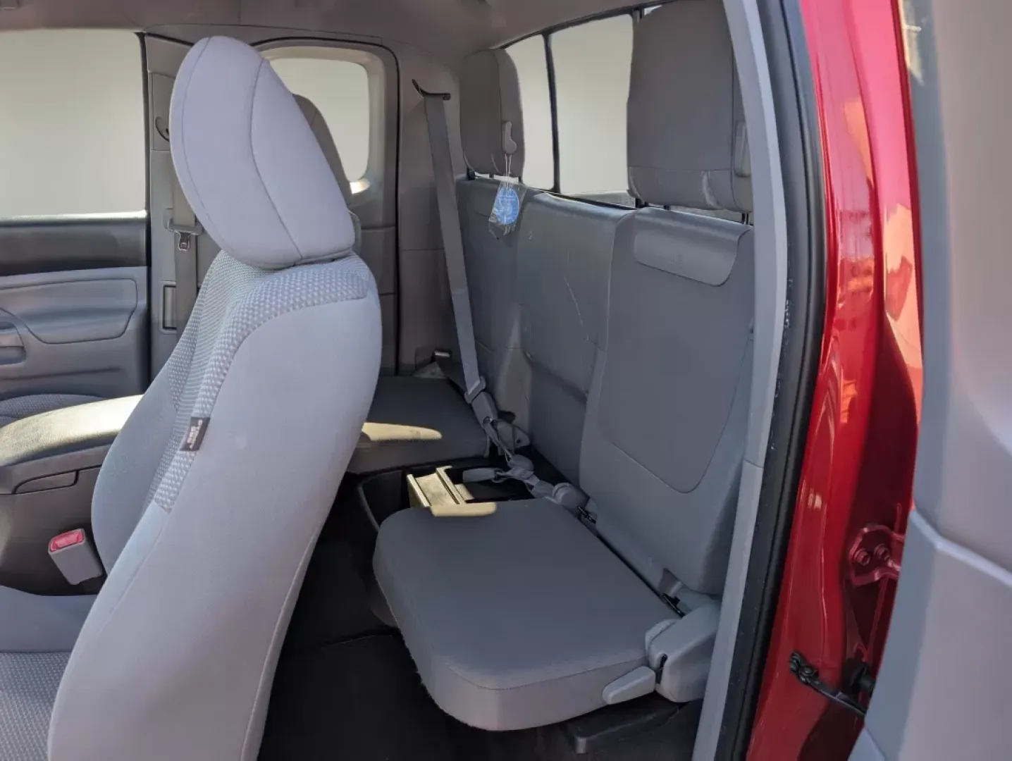 2015 Toyota Tacoma (5TFTX4CN6FX) with an Other engine, located at 3959 U.S. 80 W, Phenix City, AL, 36870, (334) 297-4885, 32.469296, -85.135185 - **Unleash Your Adventurous Spirit with this 2015 Toyota Tacoma Perfect for Weekend Getaways!**<br /> <br /> Are you ready to elevate your outdoor adventures or tackle your daily commute with confidence? Look no further than this stunning 2015 Toyota Tacoma, a reliable and versatile pickup that embo - Photo#11