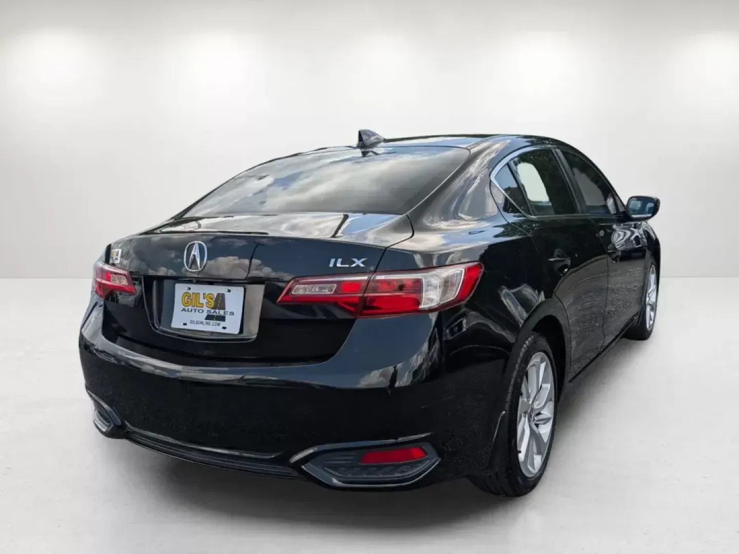 2016 Acura ILX w/Premium Pkg (19UDE2F7XGA) with an Premium Unleaded I-4 2.4 L/144 engine, 8-Speed Auto-Shift Manual w/OD transmission, located at 5115 14th Ave., Columbus, GA, 31904, (706) 323-0345, 32.511494, -84.971046 - **Elevate Your Driving Experience with the 2016 Acura ILX Perfect for Your Next Adventure!**<br /> <br /> If you're searching for a vehicle that combines style, performance, and reliability, look no further than this stunning 2016 Acura ILX, available now at Gils Auto in Columbus, GA. With its slee - Photo#4