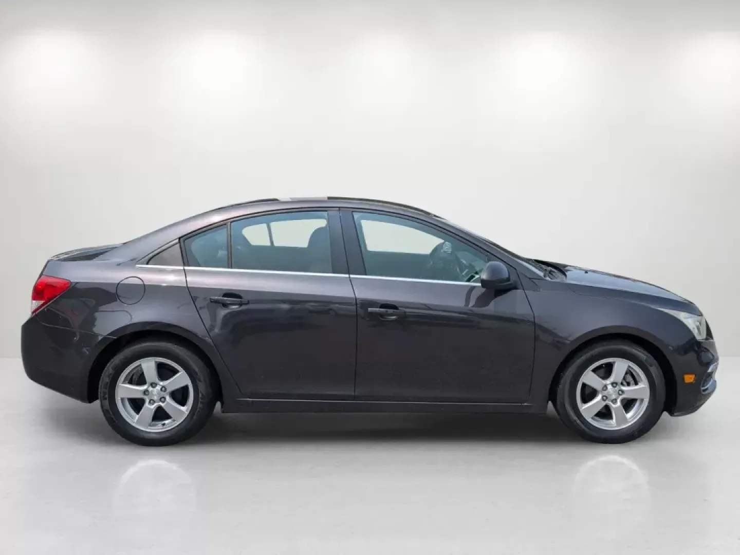 2016 /Jet Black Chevrolet Cruze Limited LT (1G1PE5SB7G7) with an Turbocharged Gas I4 1.4L/83 engine, 6-Speed Automatic transmission, located at 7000 Northlake Connector, Columbus, GA, 31904, (706) 987-8085, 32.524975, -84.978134 - **Discover Your Next Adventure with the 2016 Chevrolet Cruze Limited at Gils Auto - Columbus #2!**<br /> <br /> Are you seeking a reliable and stylish sedan that can effortlessly handle your daily commute while accommodating weekend getaways? Look no further than the 2016 Chevrolet Cruze Limited, av - Photo#3