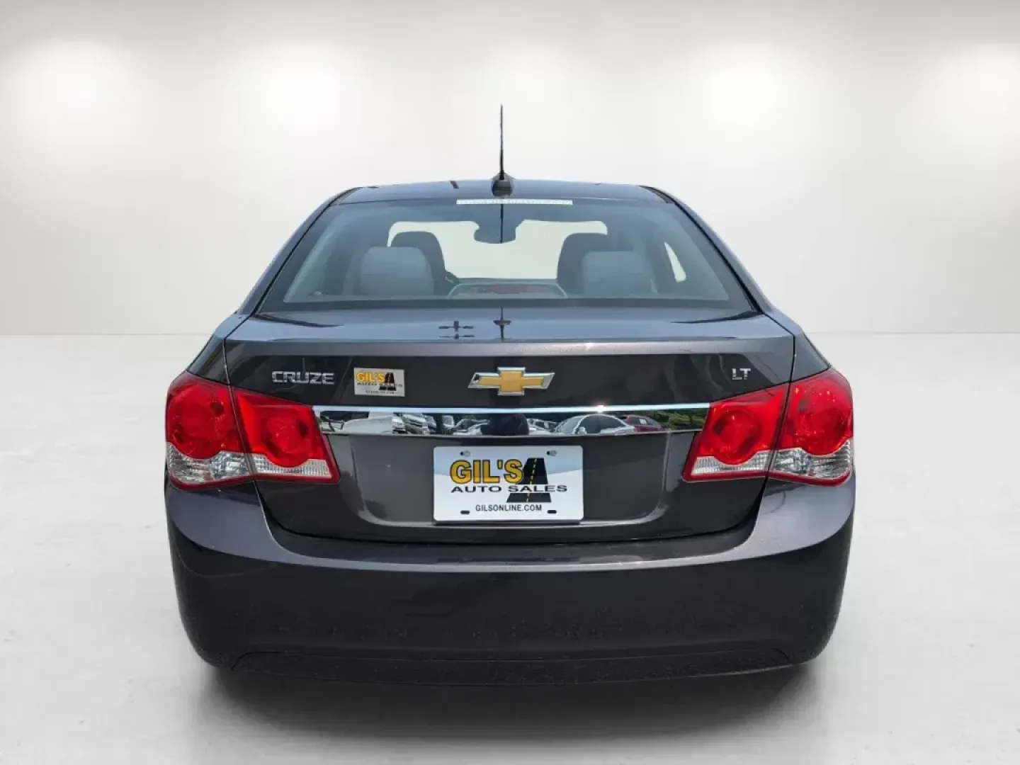 2016 /Jet Black Chevrolet Cruze Limited LT (1G1PE5SB7G7) with an Turbocharged Gas I4 1.4L/83 engine, 6-Speed Automatic transmission, located at 7000 Northlake Connector, Columbus, GA, 31904, (706) 987-8085, 32.524975, -84.978134 - **Discover Your Next Adventure with the 2016 Chevrolet Cruze Limited at Gils Auto - Columbus #2!**<br /> <br /> Are you seeking a reliable and stylish sedan that can effortlessly handle your daily commute while accommodating weekend getaways? Look no further than the 2016 Chevrolet Cruze Limited, av - Photo#5