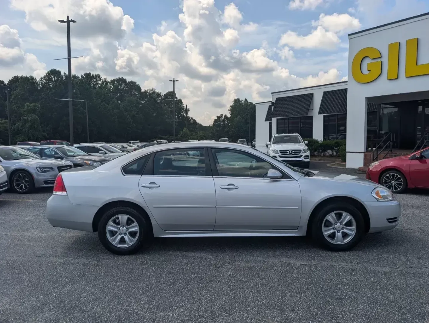 2016 /Ebony Chevrolet Impala Limited LS (2G1WA5E37G1) with an Other engine, located at 1430 Gateway Drive, Opelika, AL, 36801, (334) 239-0944, 32.637871, -85.409790 - **Discover the Perfect Companion for Every Journey: 2016 Chevrolet Impala Limited at Gils Auto in Opelika, AL!**<br /> <br /> Are you in search of a reliable sedan that seamlessly fits into your busy lifestyle? Look no further than this stunning 2016 Chevrolet Impala Limited, available now at Gils A - Photo#3