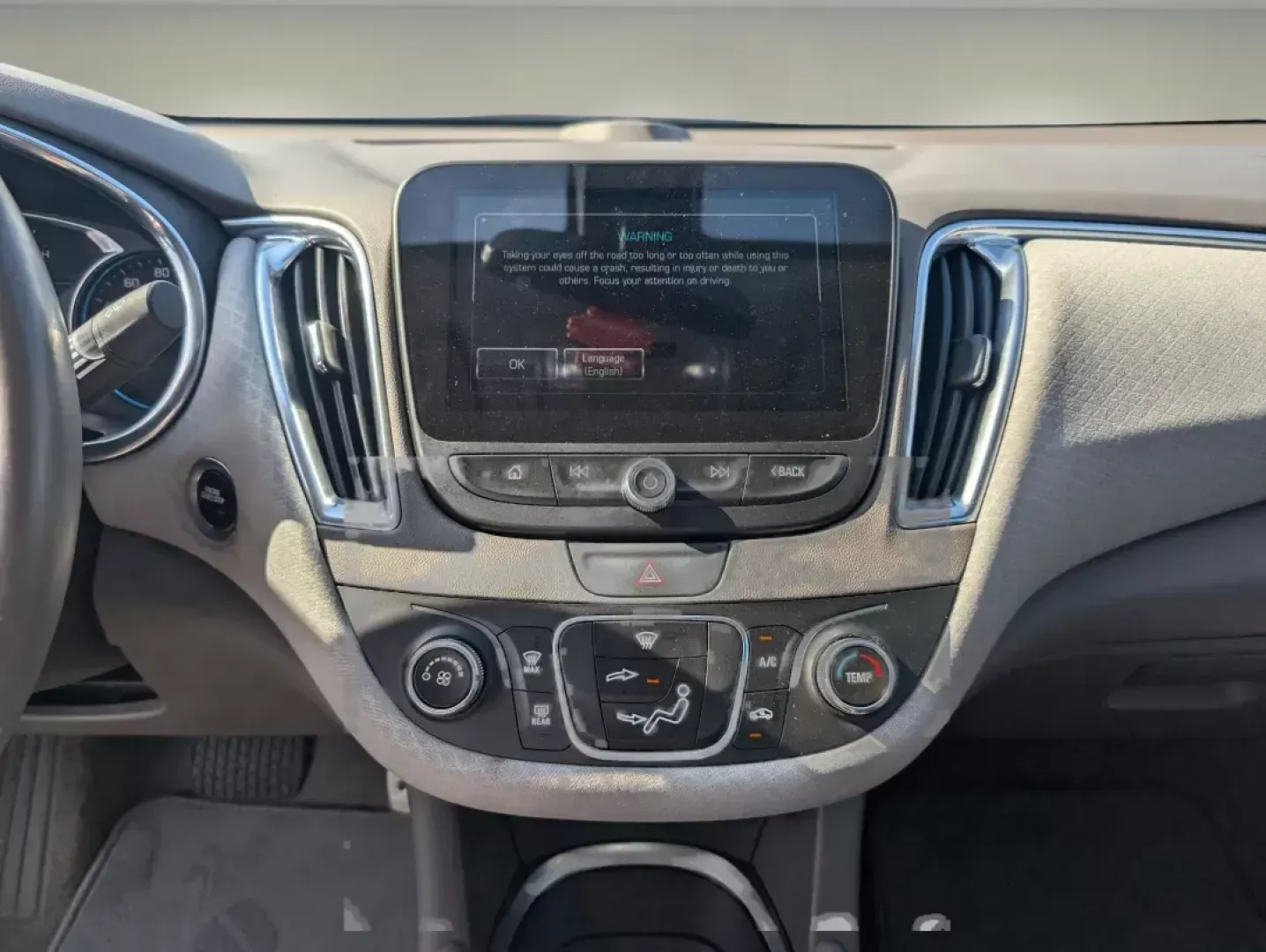 2016 /Dark Atmosphere/Medium Ash Gray Chevrolet Malibu LT (1G1ZE5ST7GF) with an Turbocharged Gas I4 1.5L/91 engine, 6-Speed Automatic transmission, located at 1430 Gateway Drive, Opelika, AL, 36801, (334) 239-0944, 32.637871, -85.409790 - 2016 Chevrolet Malibu LT - Photo#13