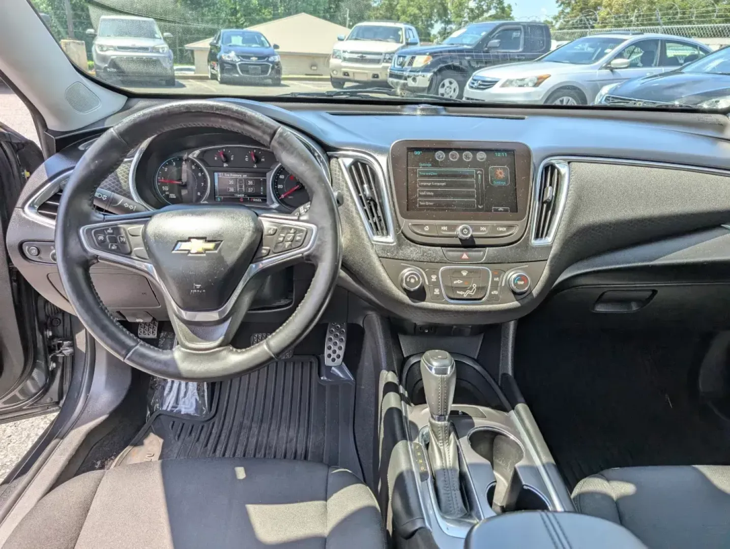 2016 /Jet Black Chevrolet Malibu LT (1G1ZE5ST7GF) with an Other engine, located at 5115 14th Ave., Columbus, GA, 31904, (706) 323-0345, 32.511494, -84.971046 - **Drive Toward Your Next Adventure with the 2016 Chevrolet Malibu LT at Gils Auto - Columbus!**<br /> <br /> Are you searching for the perfect blend of style, comfort, and performance for your daily commute or family outings? Look no further than this stunning 2016 Chevrolet Malibu LT, available now - Photo#11
