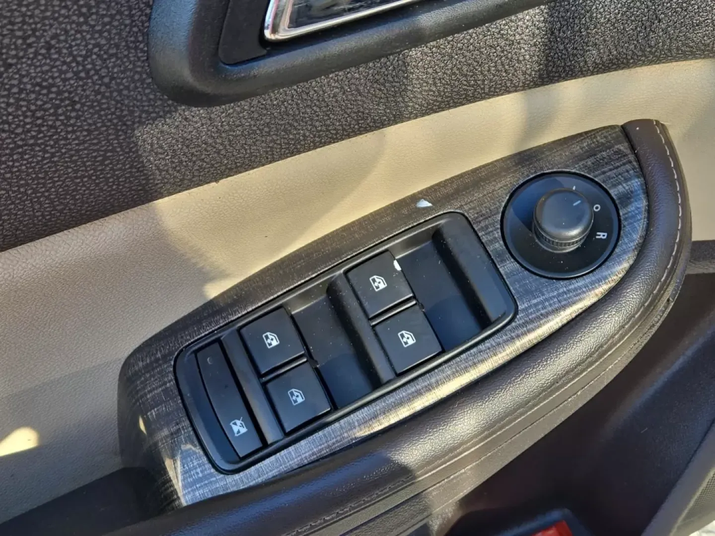 2016 /Cocoa/Light Neutral Chevrolet Malibu Limited LT (1G11C5SA8GF) with an Other engine, located at 1430 Gateway Drive, Opelika, AL, 36801, (334) 239-0944, 32.637871, -85.409790 - Discover the perfect blend of style, comfort, and reliability with our 2016 Chevrolet Malibu Limited, available now at Gils Auto your trusted Buy Here Pay Here dealership located at 5115 14th Ave., Columbus, GA 31904. Nestled in the heart of Columbus, this sedan is not just a mode of transportation - Photo#10