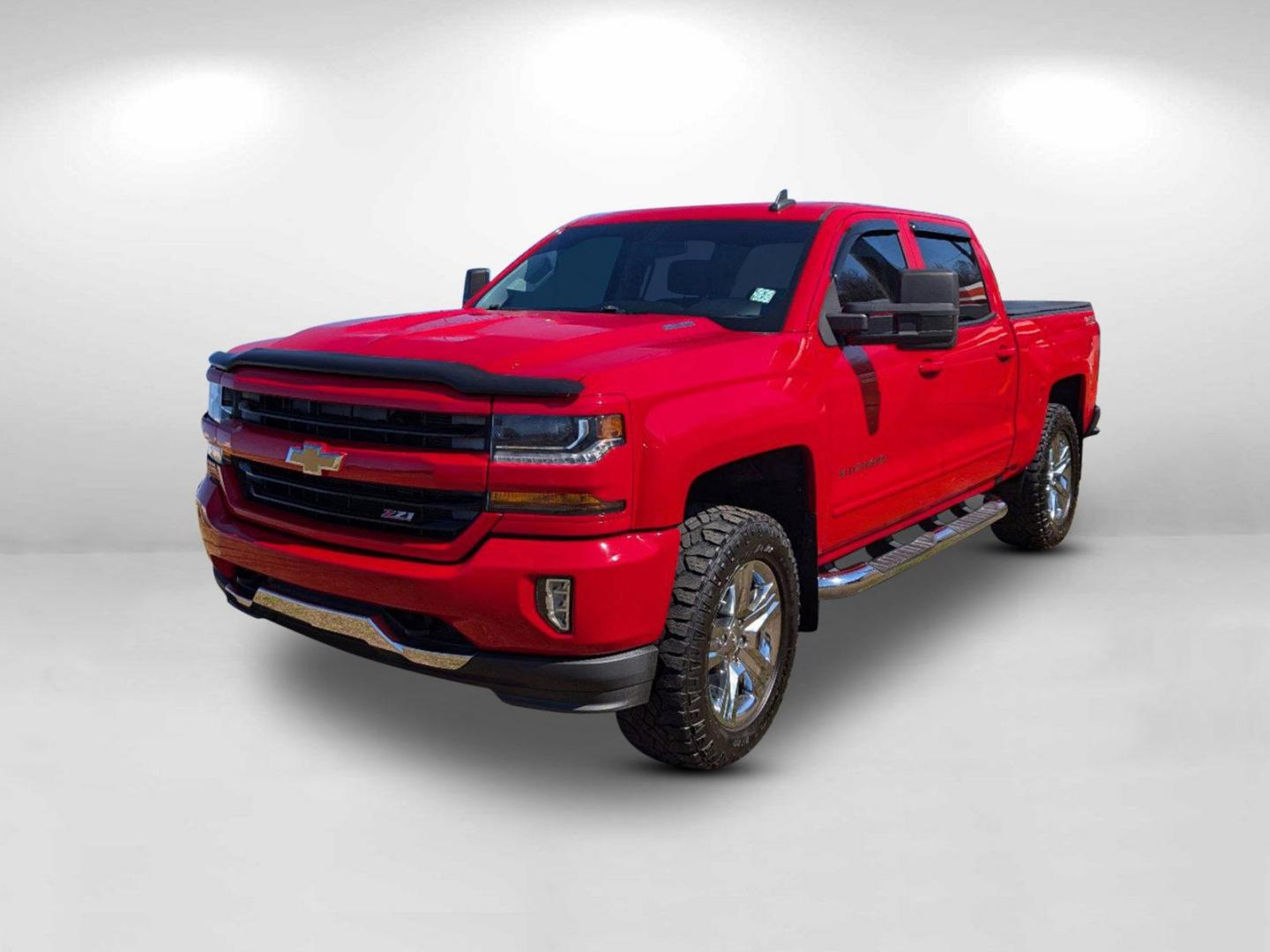 2016 /Jet Black Chevrolet Silverado 1500 LT (3GCUKREC2GG) with an Gas V8 5.3L/325 engine, 6-Speed Automatic transmission, located at 3959 U.S. 80 W, Phenix City, AL, 36870, (334) 297-4885, 32.469296, -85.135185 - 2016 Chevrolet Silverado 1500 LT - Photo#2