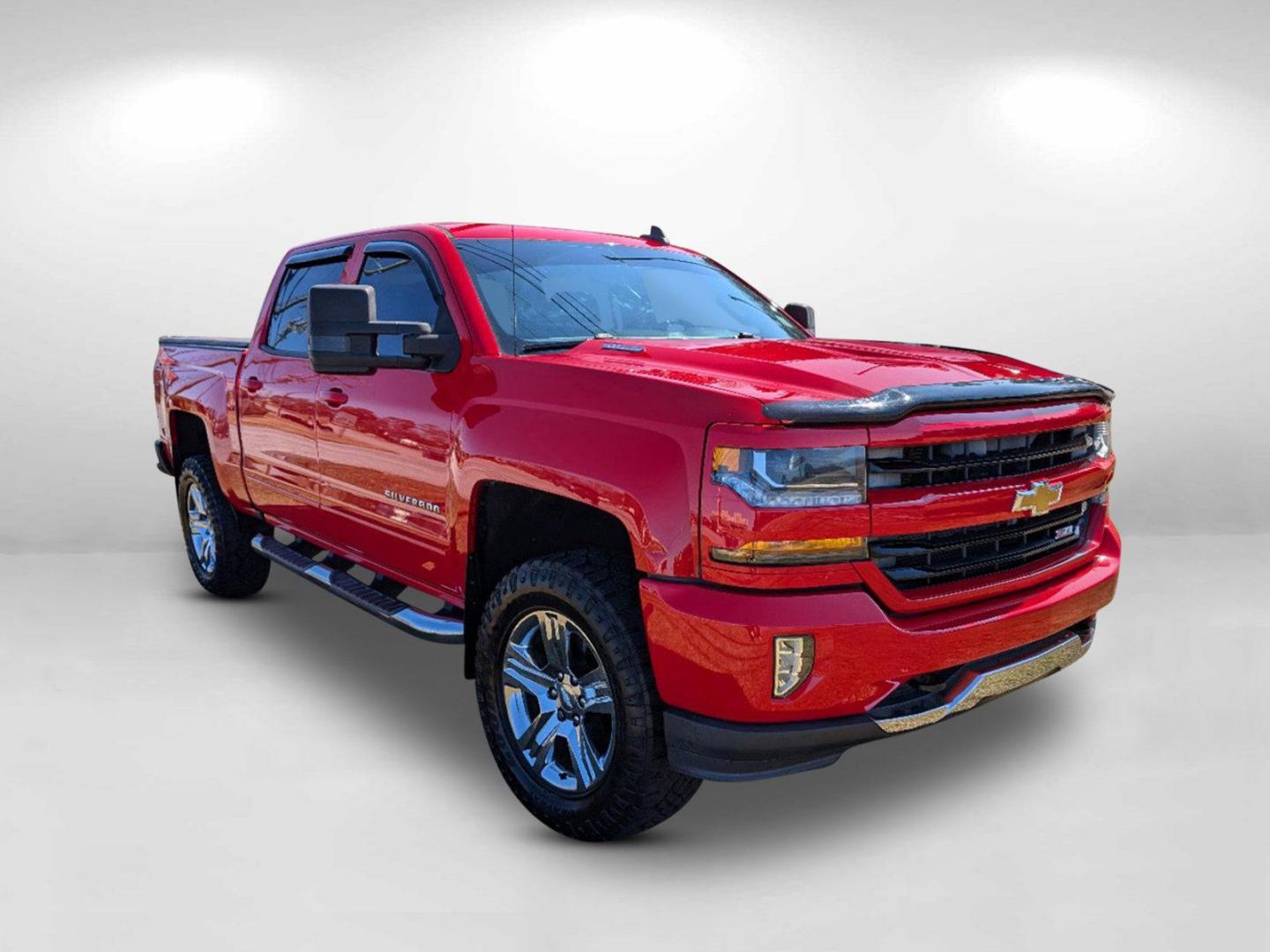 2016 /Jet Black Chevrolet Silverado 1500 LT (3GCUKREC2GG) with an Gas V8 5.3L/325 engine, 6-Speed Automatic transmission, located at 3959 U.S. 80 W, Phenix City, AL, 36870, (334) 297-4885, 32.469296, -85.135185 - 2016 Chevrolet Silverado 1500 LT - Photo#4