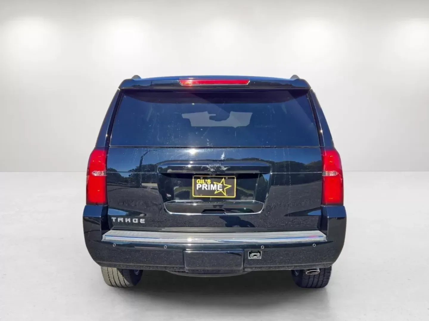 2016 /Jet Black Chevrolet Tahoe LTZ (1GNSCCKCXGR) with an Other engine, located at 7000 Northlake Connector, Columbus, GA, 31904, (706) 987-8085, 32.524975, -84.978134 - **Adventure Awaits with the 2016 Chevrolet Tahoe LTZ - Gils Auto, Phenix City, AL**<br /> <br /> Are you ready to elevate your family road trips or weekend adventures? Look no further than the 2016 Chevrolet Tahoe LTZ, an SUV that balances luxury, performance, and versatility. This stunning vehicle - Photo#6