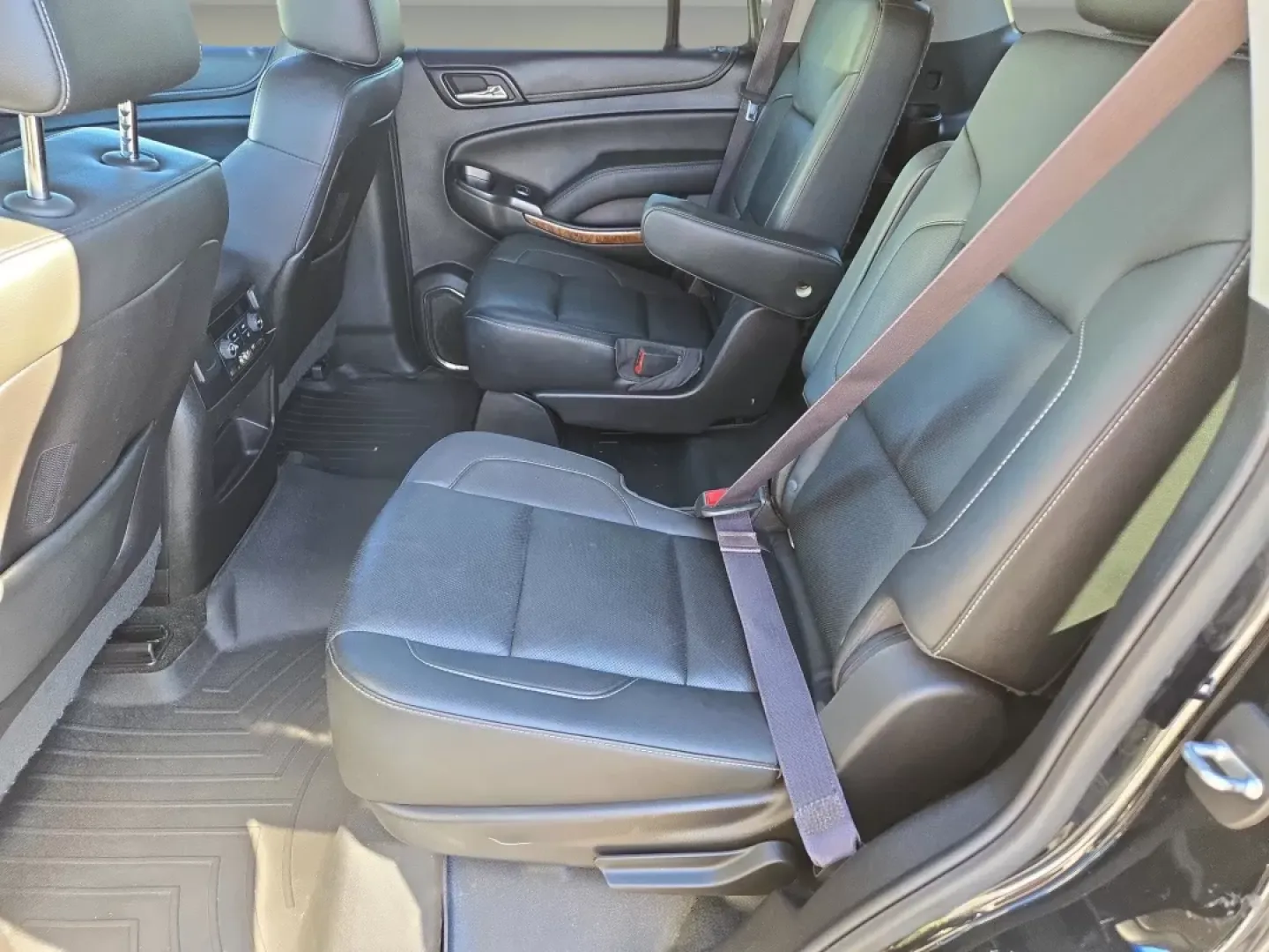 2016 /Jet Black Chevrolet Tahoe LTZ (1GNSCCKCXGR) with an Other engine, located at 7000 Northlake Connector, Columbus, GA, 31904, (706) 987-8085, 32.524975, -84.978134 - **Adventure Awaits with the 2016 Chevrolet Tahoe LTZ - Gils Auto, Phenix City, AL**<br /> <br /> Are you ready to elevate your family road trips or weekend adventures? Look no further than the 2016 Chevrolet Tahoe LTZ, an SUV that balances luxury, performance, and versatility. This stunning vehicle - Photo#13