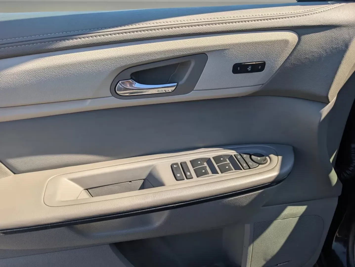 2016 /Dark Titanium/Light Titanium Chevrolet Traverse LTZ (1GNKRJKD2GJ) with an Other engine, located at 521 Old Farm Lane Rd, Prattville, AL, 36066, (334) 325-1505, 32.482460, -86.416367 - **Adventure Awaits: Discover Your Family-Friendly 2016 Chevrolet Traverse LTZ at Gils Auto in Phenix City, AL!**<br /> <br /> Are you in search of the perfect SUV that balances family comfort with powerful performance? Look no further than this stunning 2016 Chevrolet Traverse LTZ, now available at - Photo#8