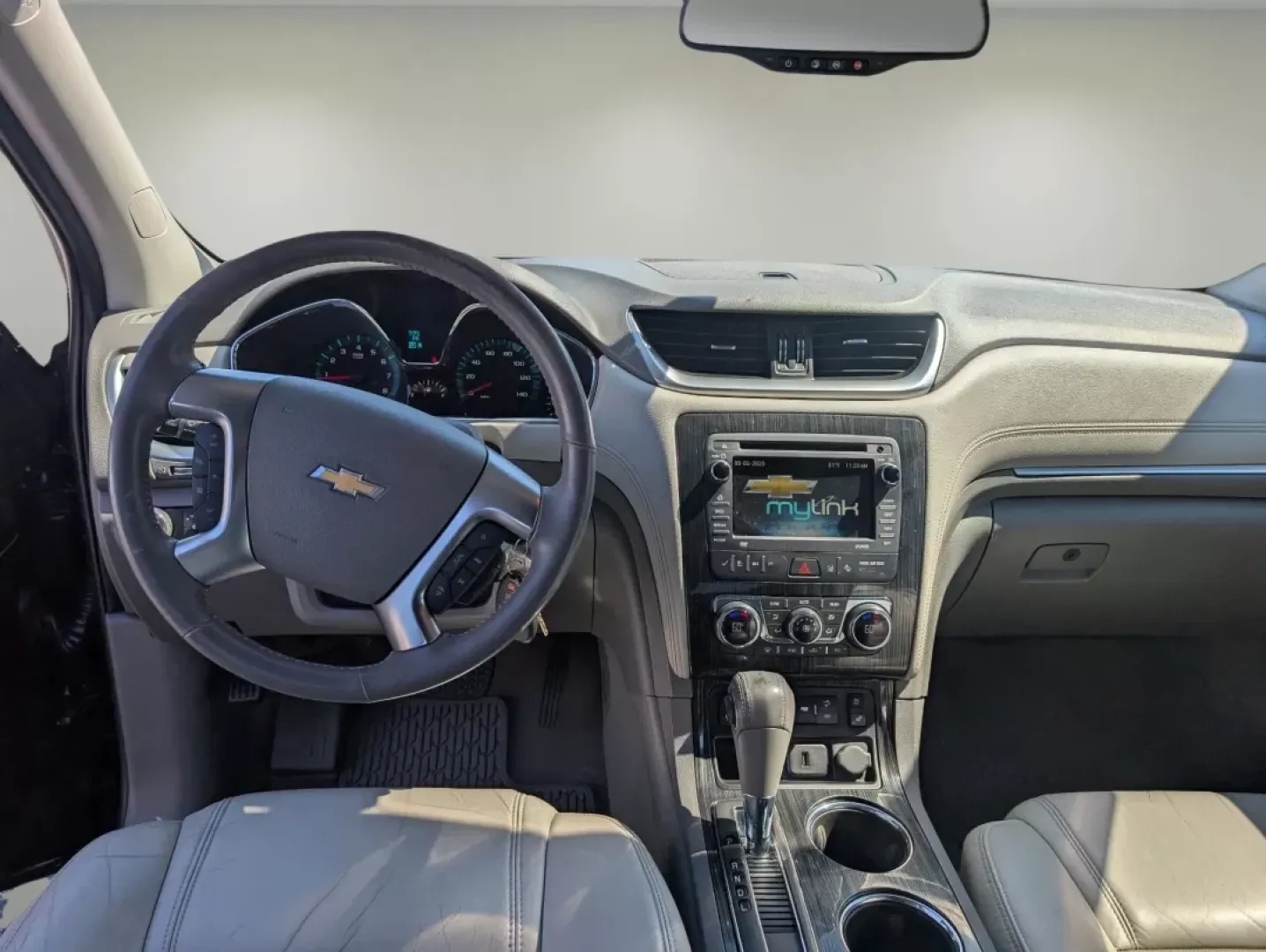 2016 /Dark Titanium/Light Titanium Chevrolet Traverse LTZ (1GNKRJKD2GJ) with an Other engine, located at 521 Old Farm Lane Rd, Prattville, AL, 36066, (334) 325-1505, 32.482460, -86.416367 - **Adventure Awaits: Discover Your Family-Friendly 2016 Chevrolet Traverse LTZ at Gils Auto in Phenix City, AL!**<br /> <br /> Are you in search of the perfect SUV that balances family comfort with powerful performance? Look no further than this stunning 2016 Chevrolet Traverse LTZ, now available at - Photo#12