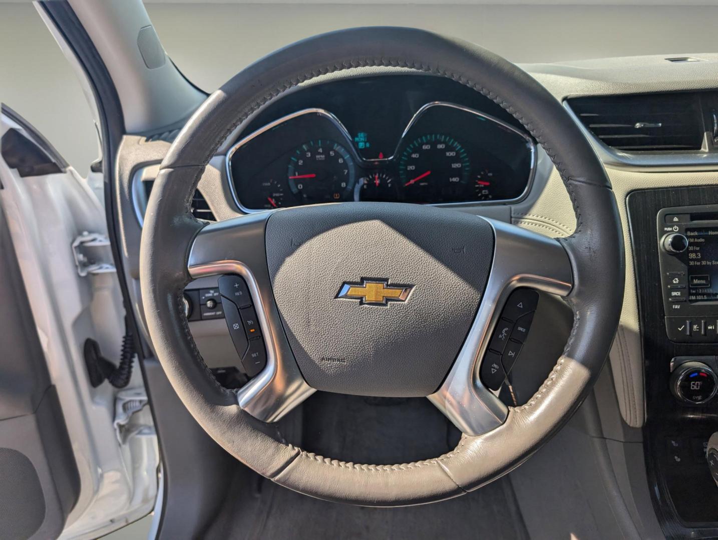 2016 /Dark Titanium/Light Titanium Chevrolet Traverse LT (1GNKRHKD5GJ) with an Gas V6 3.6L/217 engine, 6-Speed Automatic transmission, located at 5115 14th Ave., Columbus, GA, 31904, (706) 323-0345, 32.511494, -84.971046 - 2016 Chevrolet Traverse LT - Photo#16