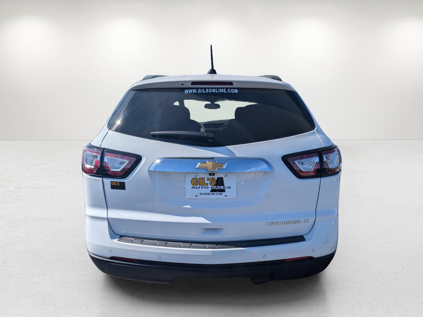 2016 /Dark Titanium/Light Titanium Chevrolet Traverse LT (1GNKRHKD5GJ) with an Gas V6 3.6L/217 engine, 6-Speed Automatic transmission, located at 5115 14th Ave., Columbus, GA, 31904, (706) 323-0345, 32.511494, -84.971046 - 2016 Chevrolet Traverse LT - Photo#5