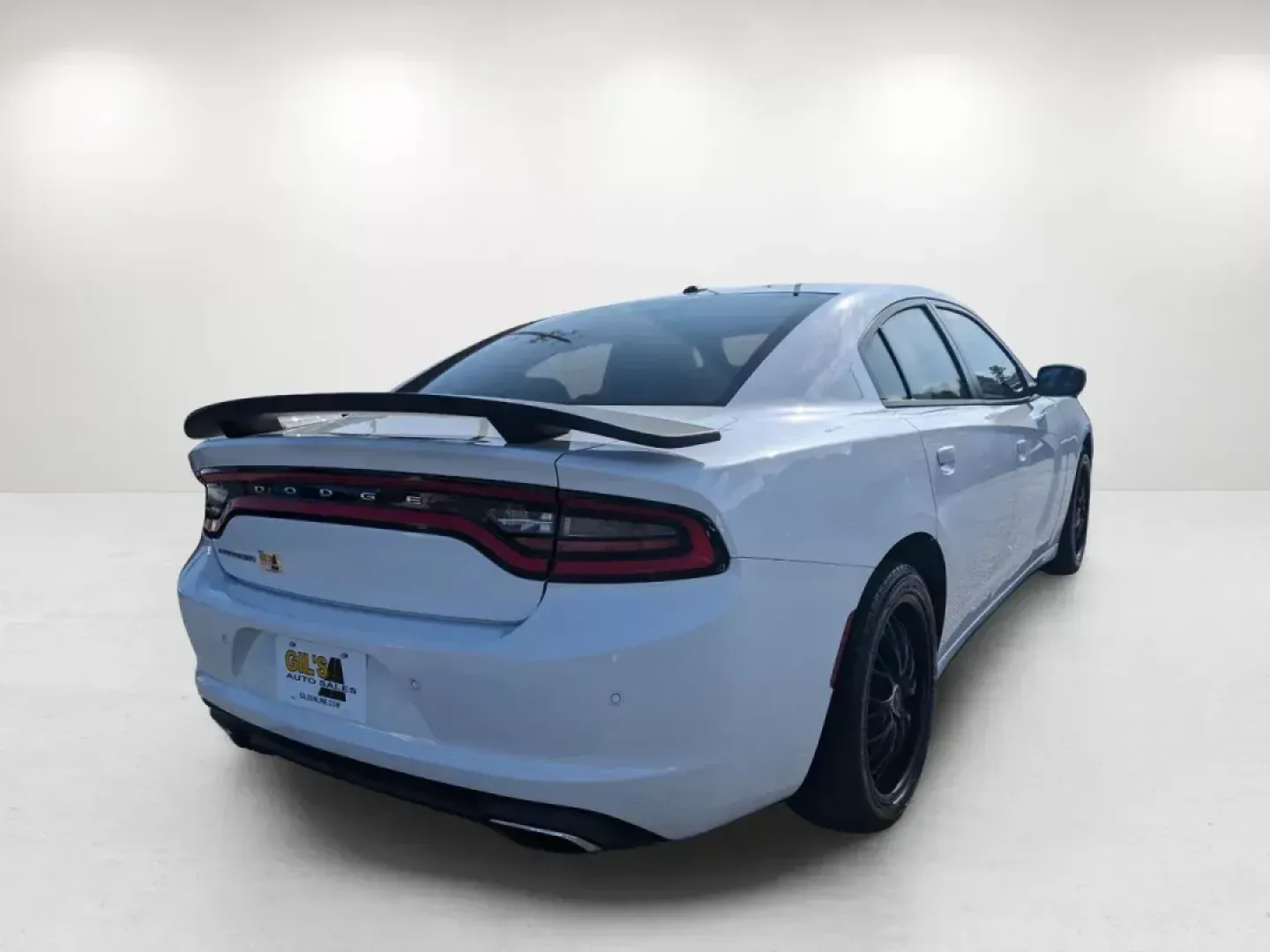 2016 /Black Dodge Charger SE (2C3CDXBG0GH) with an Regular Unleaded V-6 3.6 L/220 engine, 8-Speed Automatic w/OD transmission, located at 804 22nd Ave, Phenix City, AL, 36870, (334) 297-1860, 32.484749, -85.024475 - **Unleash Your Drive with the 2016 Dodge Charger SE Perfect for All Your Adventures!**<br /> <br /> Are you ready to hit the road in style and comfort? The 2016 Dodge Charger SE is not just a car; it's a lifestyle choice for those who crave performance without compromising on practicality. This sle - Photo#4