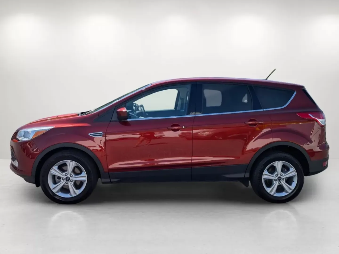 2016 Ford Escape SE (1FMCU0GXXGU) with an Other engine, located at 3959 U.S. 80 W, Phenix City, AL, 36870, (334) 297-4885, 32.469296, -85.135185 - **Unlock Your Adventure with the 2016 Ford Escape SE Perfect for Families and Commuters Alike!**<br /> <br /> At Gils Auto in Phenix City, AL, we understand that your vehicle is more than just a mode of transportation; it's a gateway to new experiences. Imagine loading up your family for a weekend - Photo#7