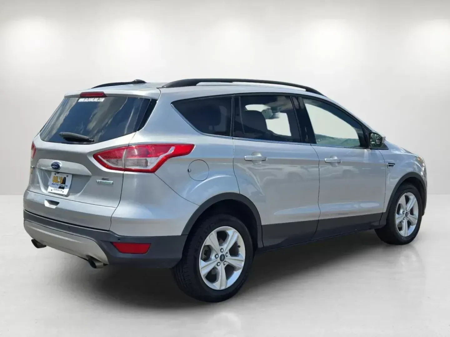 2016 Ford Escape SE (1FMCU0GX3GU) with an Other engine, located at 804 22nd Ave, Phenix City, AL, 36870, (334) 297-1860, 32.484749, -85.024475 - Explore a world of adventure and daily convenience with the 2016 Ford Escape SE, proudly offered by Gils Auto - Phenix City #2, your premier Buy Here Pay Here dealership located at 804 22nd Ave, Phenix City, AL 36870. This versatile SUV is perfect for growing families, budget-conscious buyers, or co - Photo#4