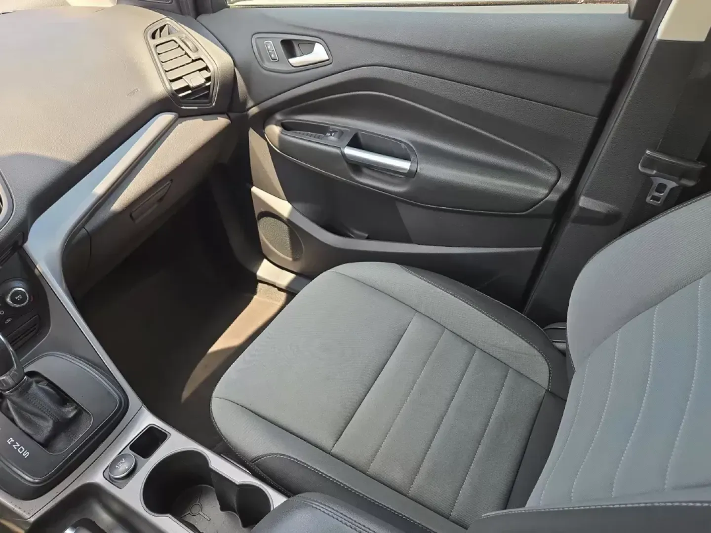 2016 Ford Escape SE (1FMCU0GX3GU) with an Other engine, located at 804 22nd Ave, Phenix City, AL, 36870, (334) 297-1860, 32.484749, -85.024475 - Explore a world of adventure and daily convenience with the 2016 Ford Escape SE, proudly offered by Gils Auto - Phenix City #2, your premier Buy Here Pay Here dealership located at 804 22nd Ave, Phenix City, AL 36870. This versatile SUV is perfect for growing families, budget-conscious buyers, or co - Photo#14