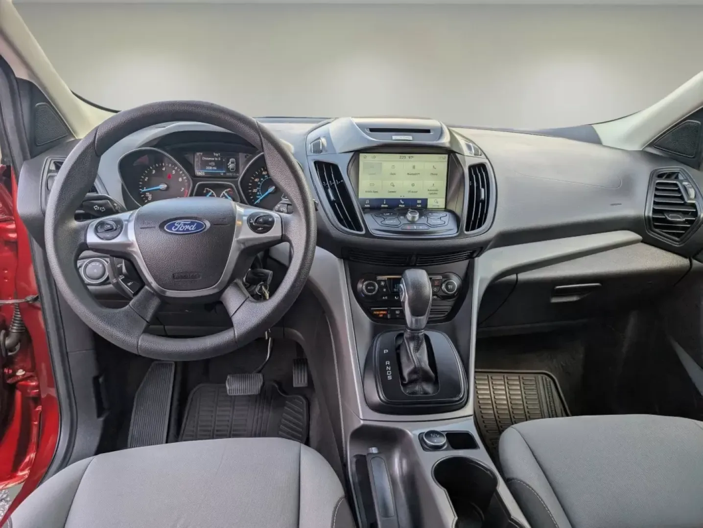 2016 Ford Escape SE (1FMCU9GX3GU) with an Other engine, located at 804 22nd Ave, Phenix City, AL, 36870, (334) 297-1860, 32.484749, -85.024475 - **Experience Adventure in the 2016 Ford Escape SE Perfect for Your Next Journey!**<br /> <br /> If you're looking to elevate your lifestyle with a vehicle that's as versatile as your plans, the 2016 Ford Escape SE is your ideal companion. With ample space for a growing family, a sporty design, and - Photo#11