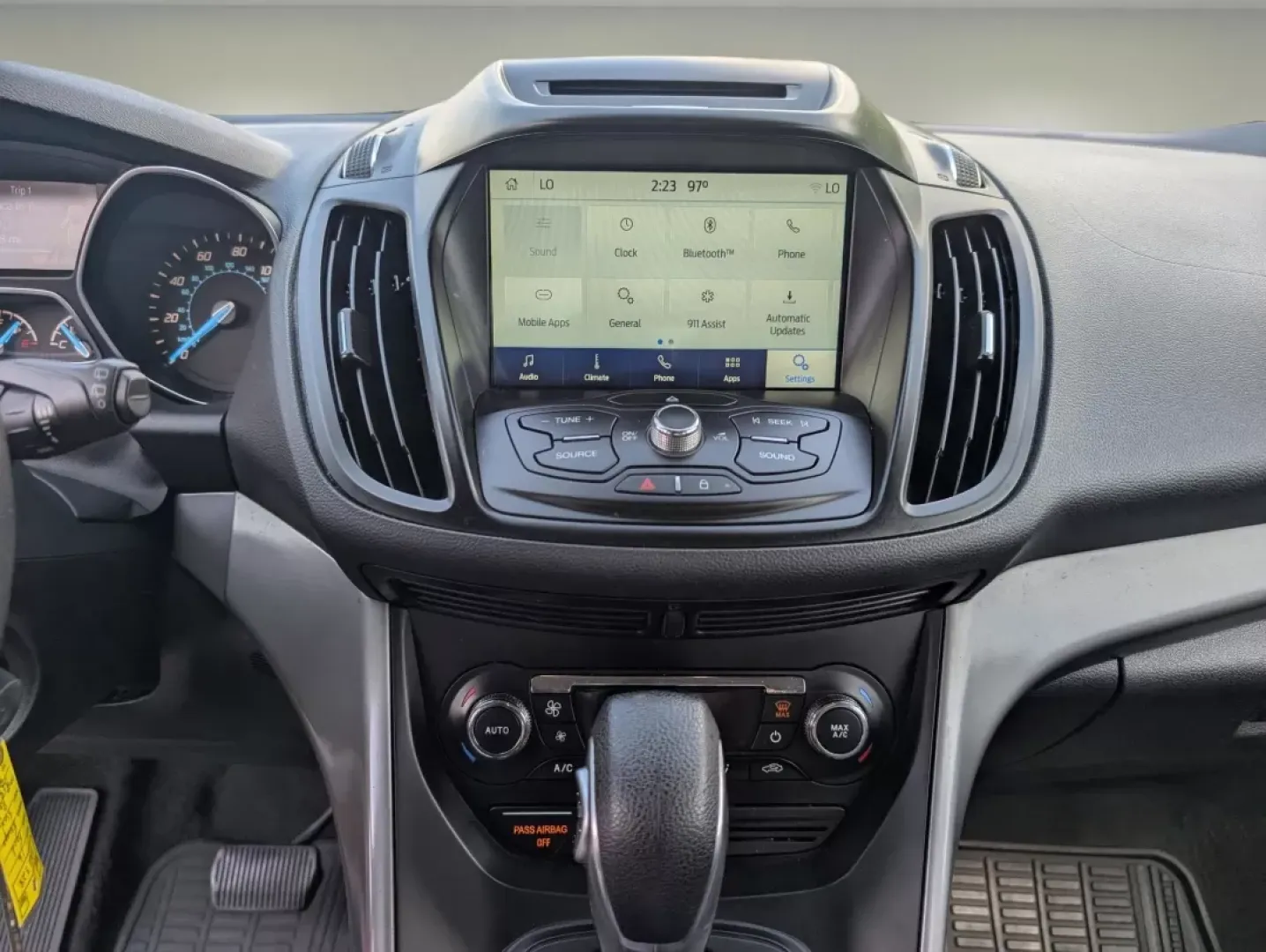 2016 Ford Escape SE (1FMCU9GX3GU) with an Other engine, located at 804 22nd Ave, Phenix City, AL, 36870, (334) 297-1860, 32.484749, -85.024475 - **Experience Adventure in the 2016 Ford Escape SE Perfect for Your Next Journey!**<br /> <br /> If you're looking to elevate your lifestyle with a vehicle that's as versatile as your plans, the 2016 Ford Escape SE is your ideal companion. With ample space for a growing family, a sporty design, and - Photo#14