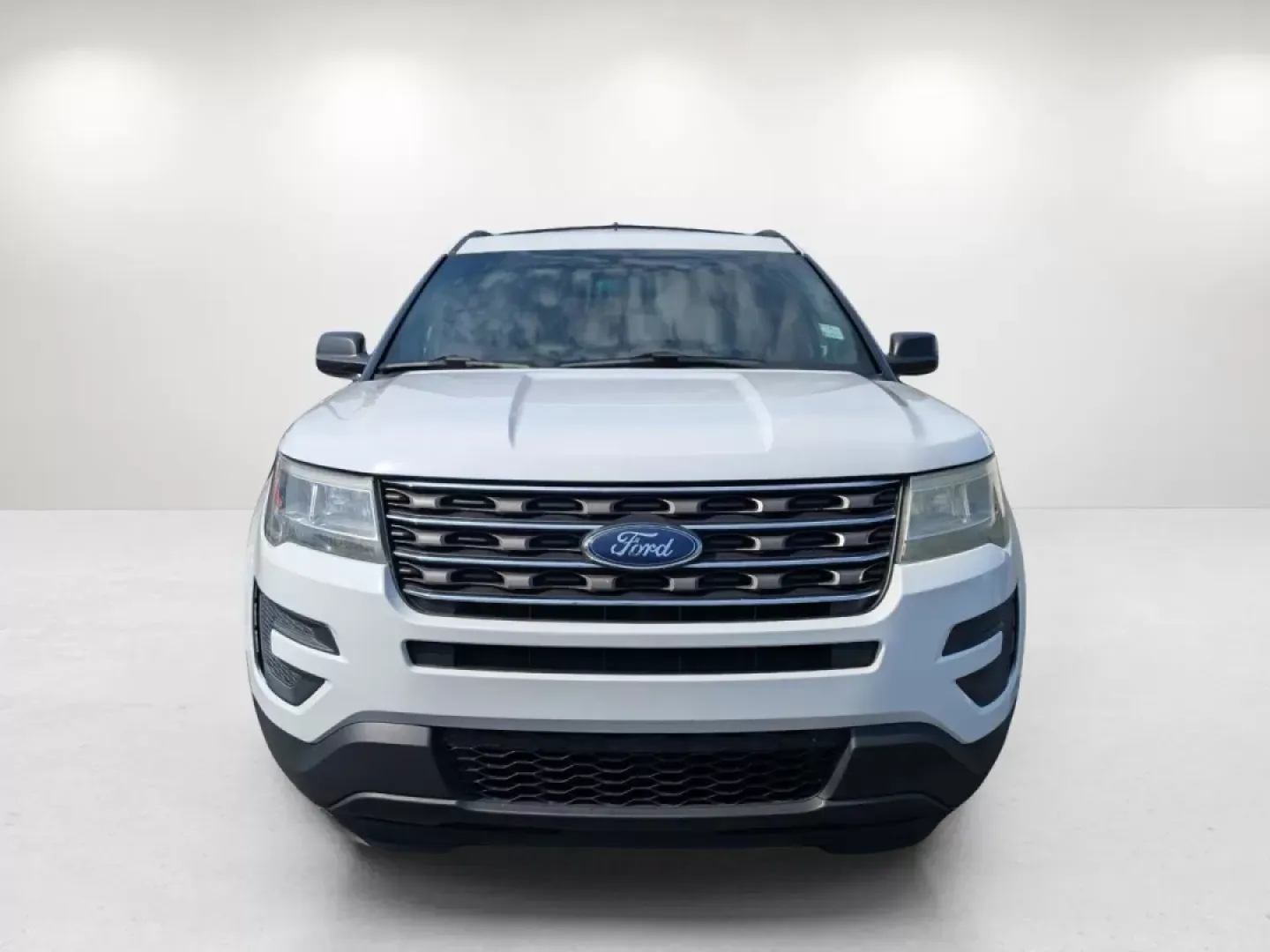 2016 Ford Explorer Base (1FM5K7BH3GG) with an Other engine, located at 3959 U.S. 80 W, Phenix City, AL, 36870, (334) 297-4885, 32.469296, -85.135185 - **Discover Adventure with the 2016 Ford Explorer at Gils Auto!** <br /> <br /> Are you in search of the perfect vehicle to elevate your family outings or weekend adventures? Look no further! The 2016 Ford Explorer, available at Gils Auto in Phenix City, AL, is your ultimate companion for memorable r - Photo#1