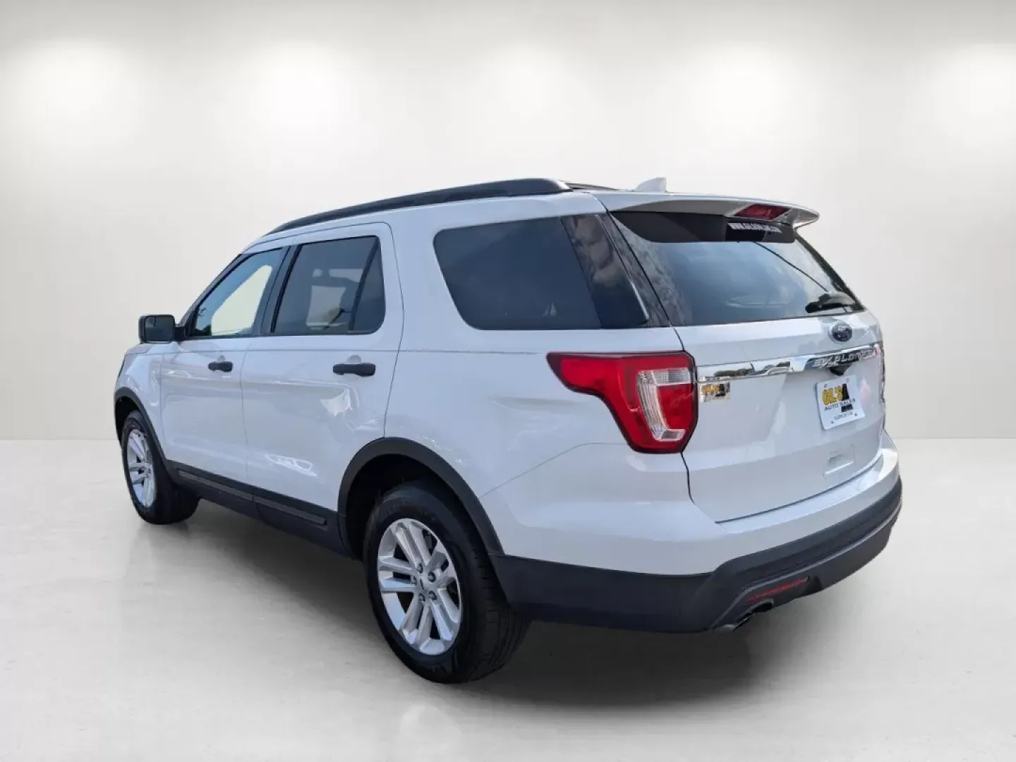 2016 Ford Explorer Base (1FM5K7BH3GG) with an Other engine, located at 3959 U.S. 80 W, Phenix City, AL, 36870, (334) 297-4885, 32.469296, -85.135185 - **Discover Adventure with the 2016 Ford Explorer at Gils Auto!** <br /> <br /> Are you in search of the perfect vehicle to elevate your family outings or weekend adventures? Look no further! The 2016 Ford Explorer, available at Gils Auto in Phenix City, AL, is your ultimate companion for memorable r - Photo#6