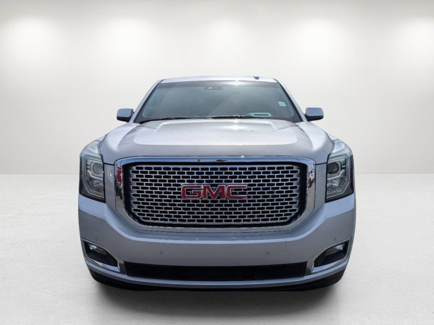 2016 /Jet Black GMC Yukon XL Denali (1GKS2HKJ9GR) with an Gas V8 6.2L/378 engine, 8-Speed Automatic transmission, located at 5115 14th Ave., Columbus, GA, 31904, (706) 323-0345, 32.511494, -84.971046 - 2016 GMC Yukon XL Denali - Photo#1