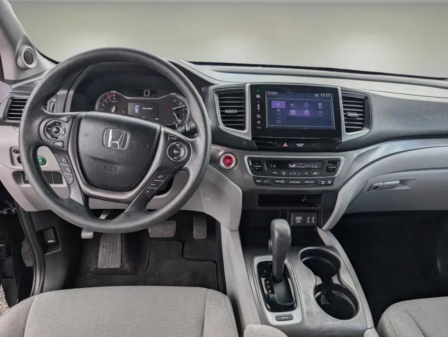 2016 Honda Pilot EX (5FNYF5H34GB) with an Regular Unleaded V-6 3.5 L/212 engine, 6-Speed Automatic w/OD transmission, located at 5115 14th Ave., Columbus, GA, 31904, (706) 323-0345, 32.511494, -84.971046 - **Discover the Perfect Family SUV at Gils Auto - Columbus!**<br /> <br /> Are you in the market for a vehicle that seamlessly blends comfort, space, and reliability for your family adventures? Look no further than the 2016 Honda Pilot EX, available now at Gils Auto, located at 5115 14th Ave., Columb - Photo#12