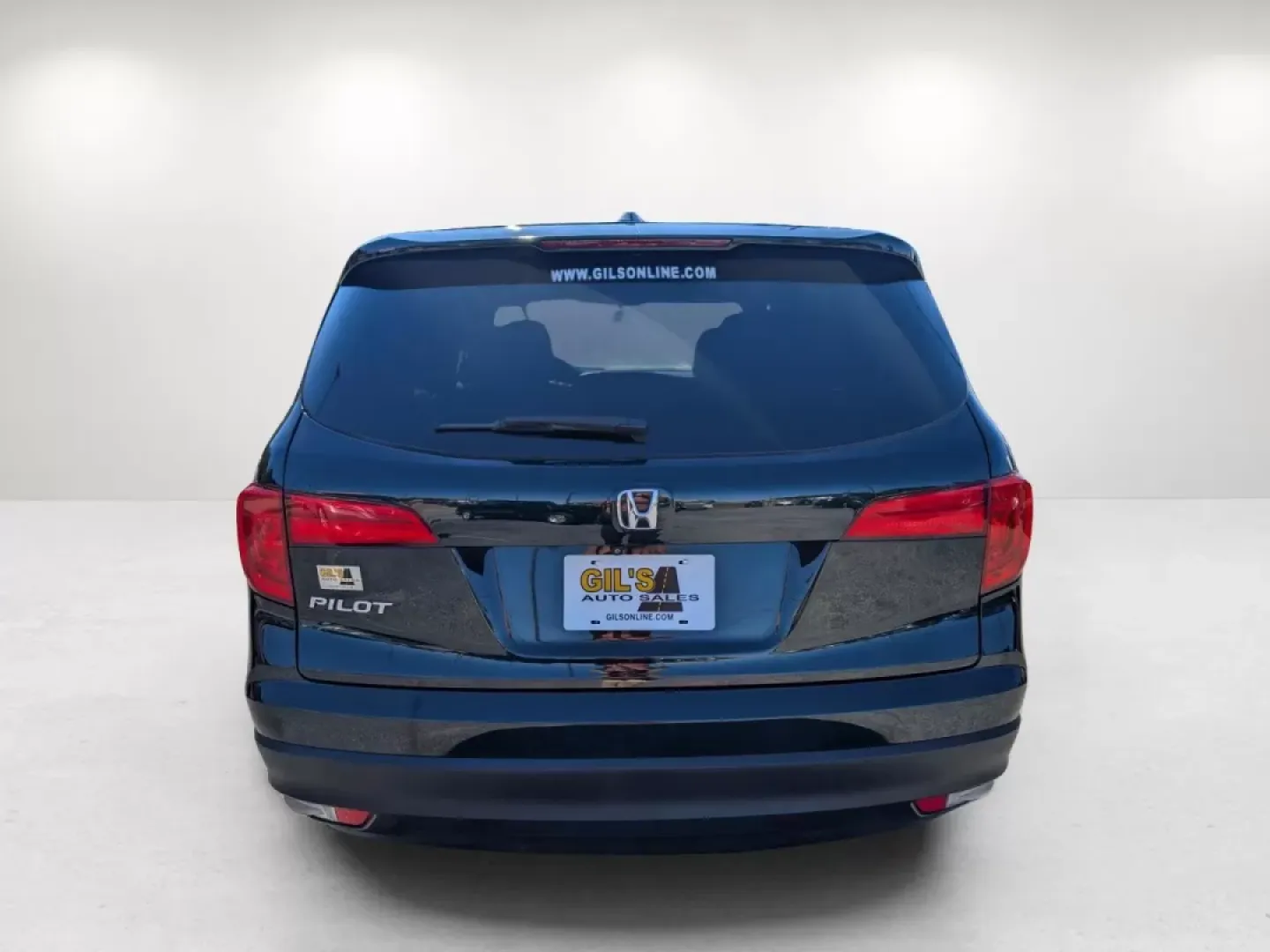 2016 Honda Pilot EX-L (5FNYF5H58GB) with an Other engine, located at 3959 U.S. 80 W, Phenix City, AL, 36870, (334) 297-4885, 32.469296, -85.135185 - **Elevate Your Adventures with the 2016 Honda Pilot EX-L - Perfect for Family Life and Beyond!**<br /> <br /> If you're searching for a versatile and dependable SUV that seamlessly fits into your family's lifestyle or enhances your weekend getaways, look no further than the 2016 Honda Pilot EX-L. At - Photo#5